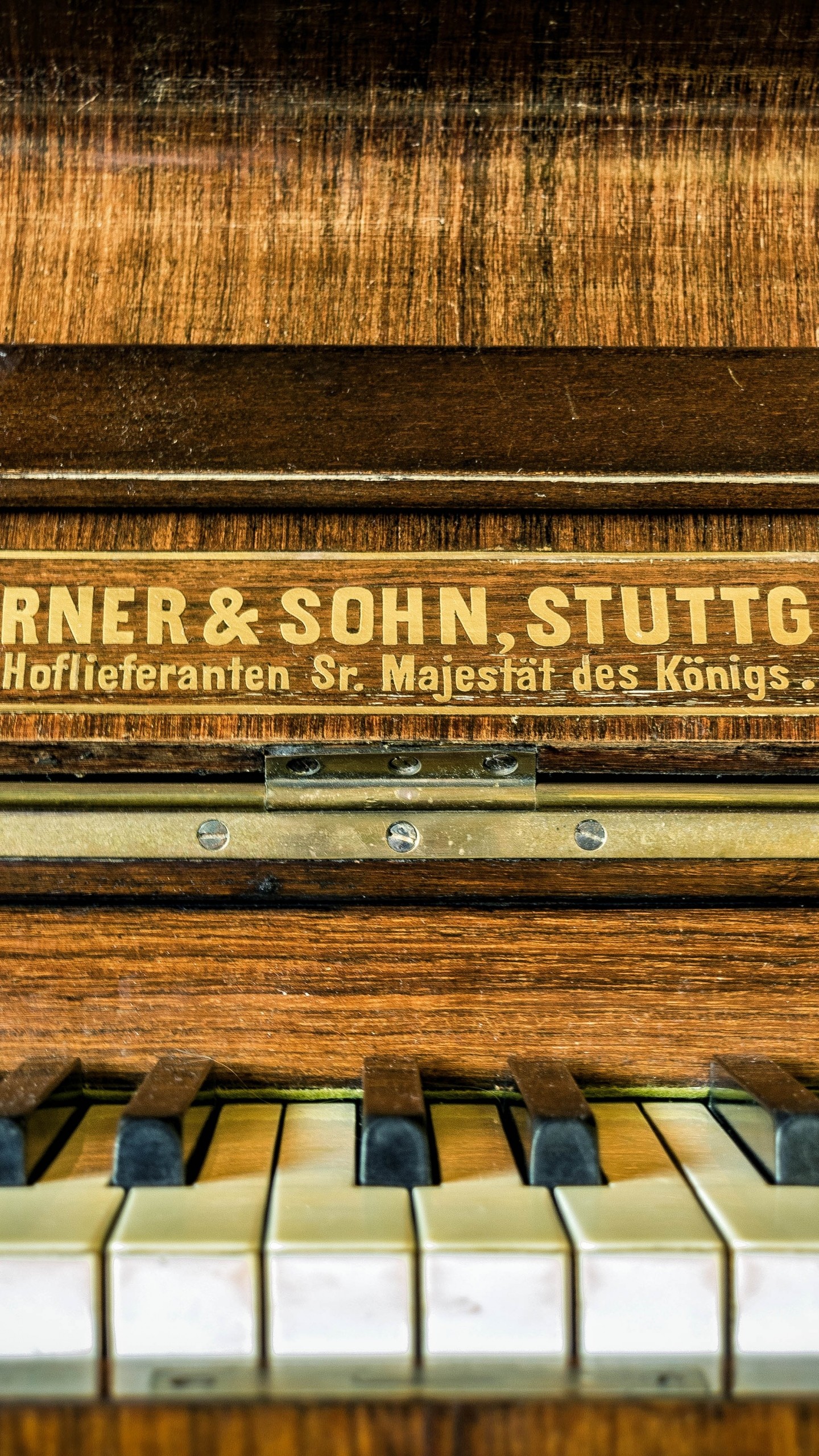 Pianoforte verticale, Lipp & Sohn, Stoccarda, Vintage, QHD+, sfondo per smartphone
