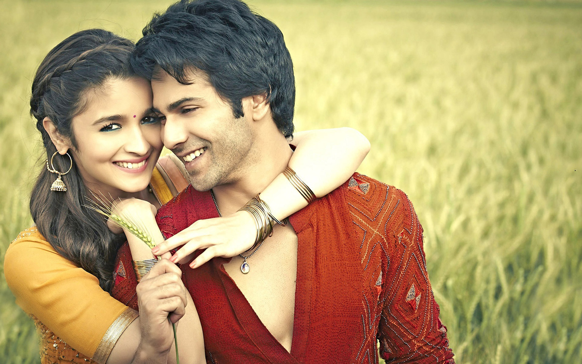 Alia Bhatt, Varun Dhawan, Coppia, Bollywood, Campo, Full HD, sfondo desktop