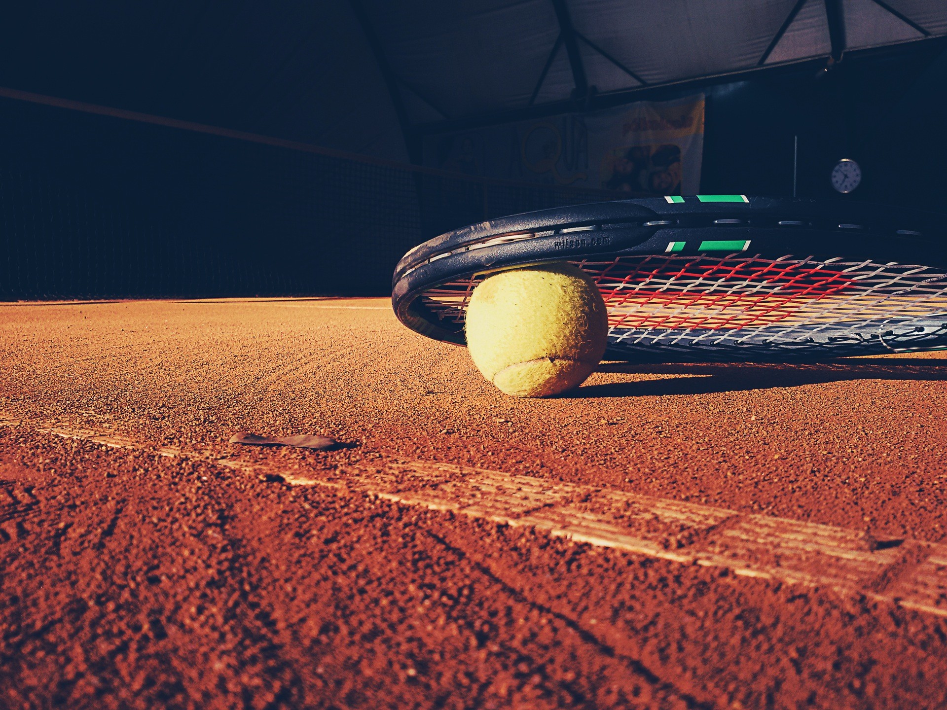 Tennis, Racchetta, Pallina, Terra rossa, Full HD, schermata di blocco iPad