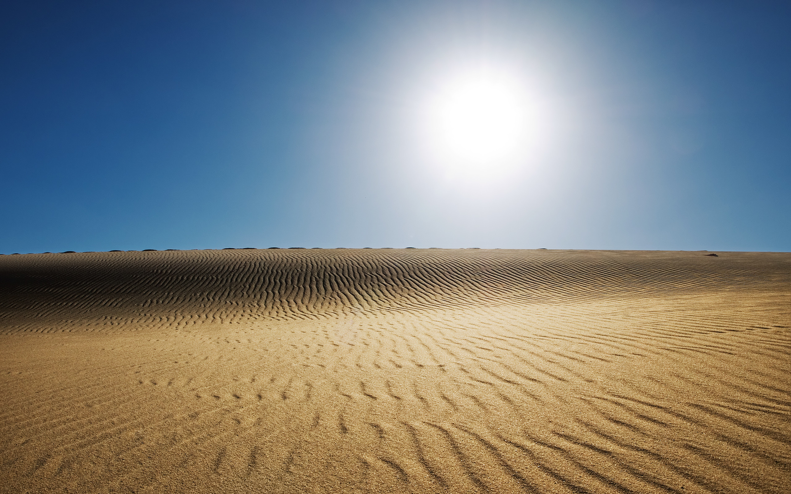 Dune di sabbia, Sole, Increspature, Cielo blu, 2K, sfondo per PC e portatile