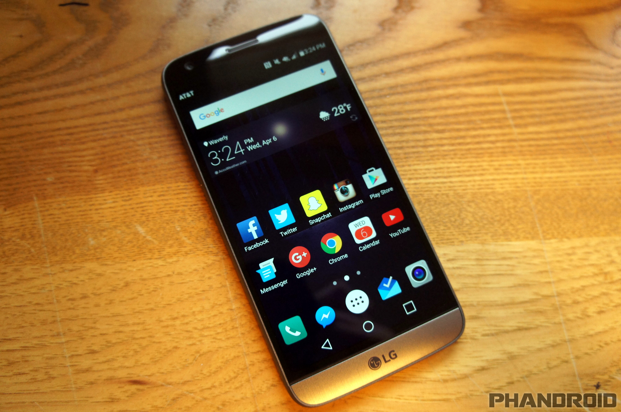 LG G5, Smartphone, Tavolo in legno, Schermata home, Full HD, sfondo per portatile