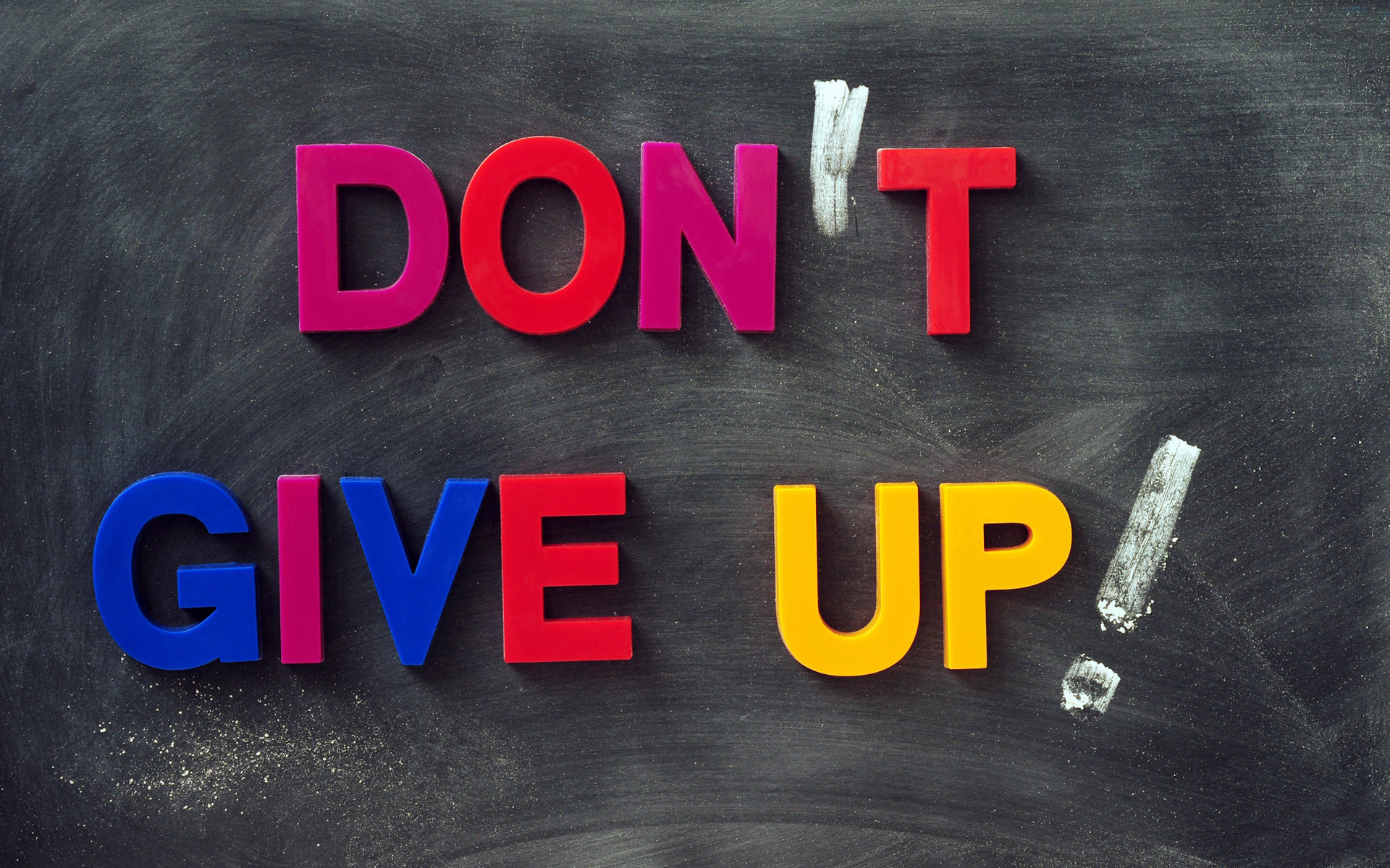 Don't give up, Lettere colorate, Lavagna, Tipografia, Frase, 16:10 Full HD, sfondo widescreen