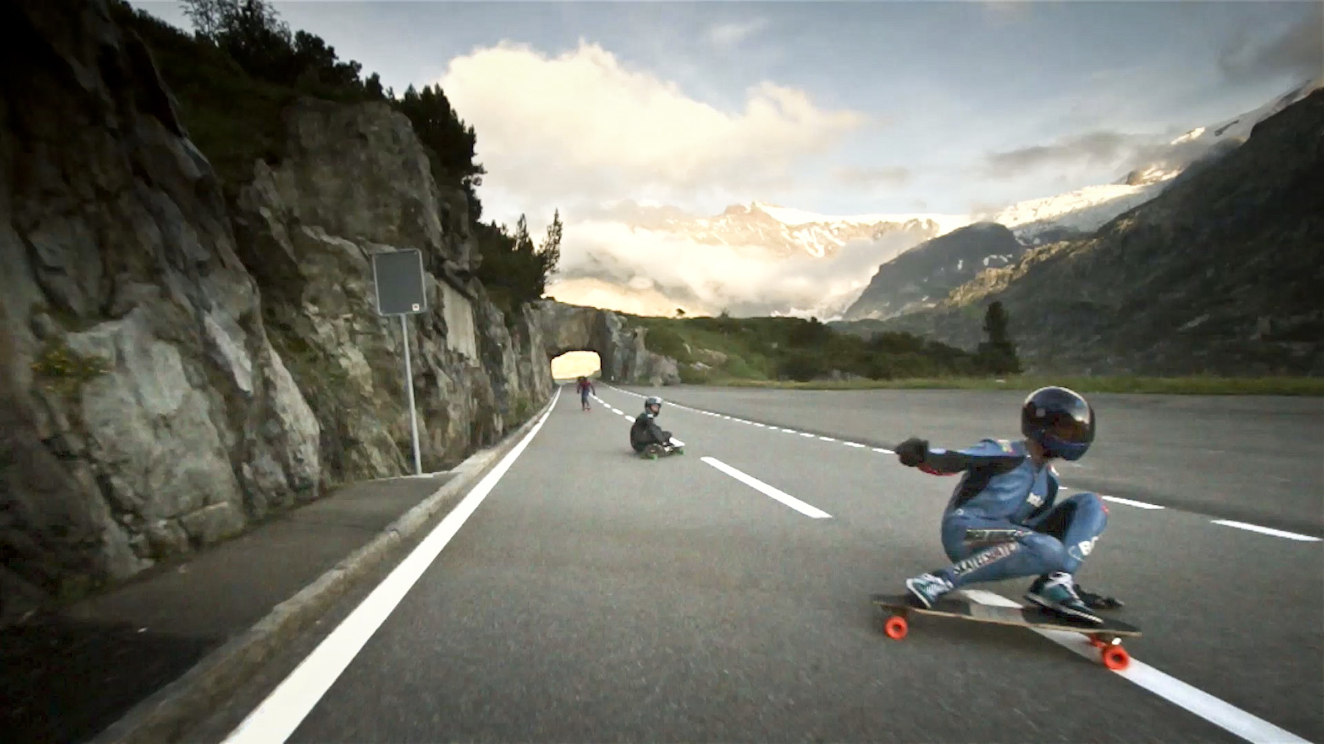 Longboard, Downhill, Strada di montagna, Alpi, 16:9 Full HD, sfondo widescreen