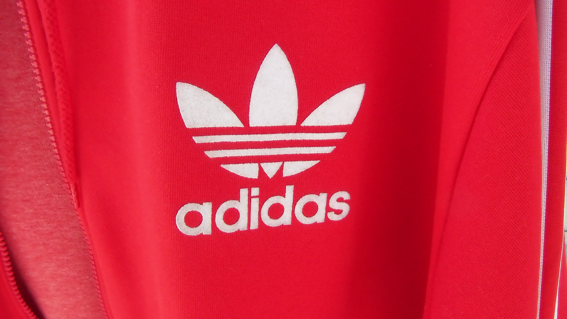 Adidas Originals, Logo trifoglio, Felpa rossa, Tessuto, 16:9 Full HD, sfondo widescreen