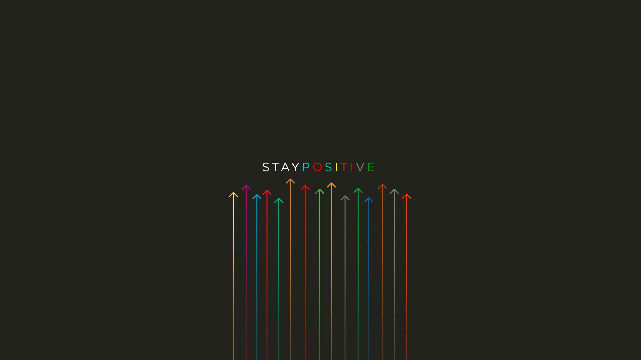 Stay Positive, Frecce colorate, Minimalista, Sfondo scuro, Tipografia, wallpaper 2560x1440