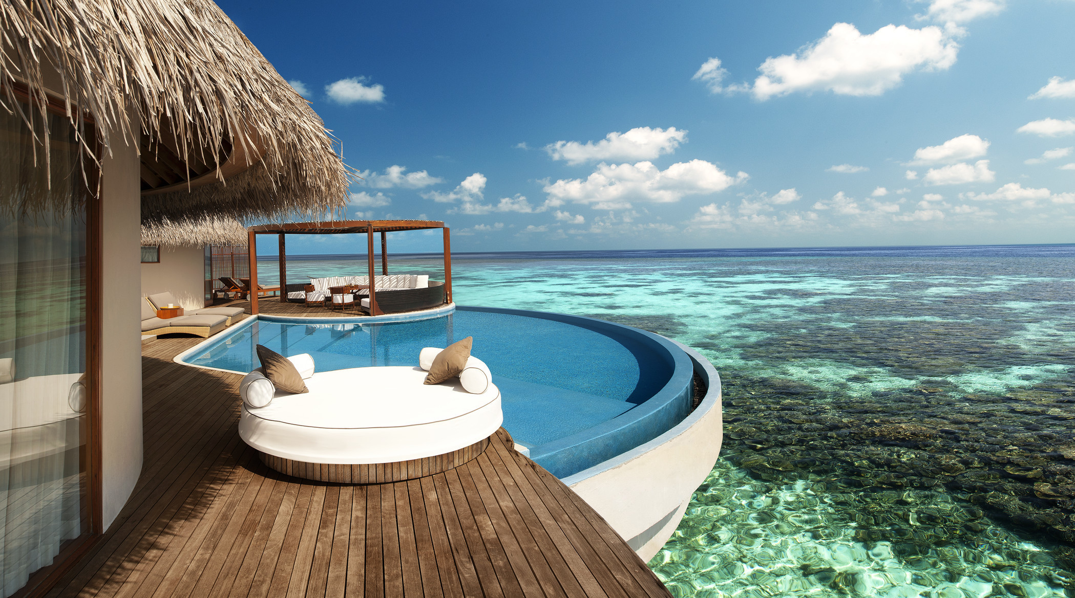 Maldive, Villa con piscina, Lettino, Resort, Full HD, sfondo per PC e portatile
