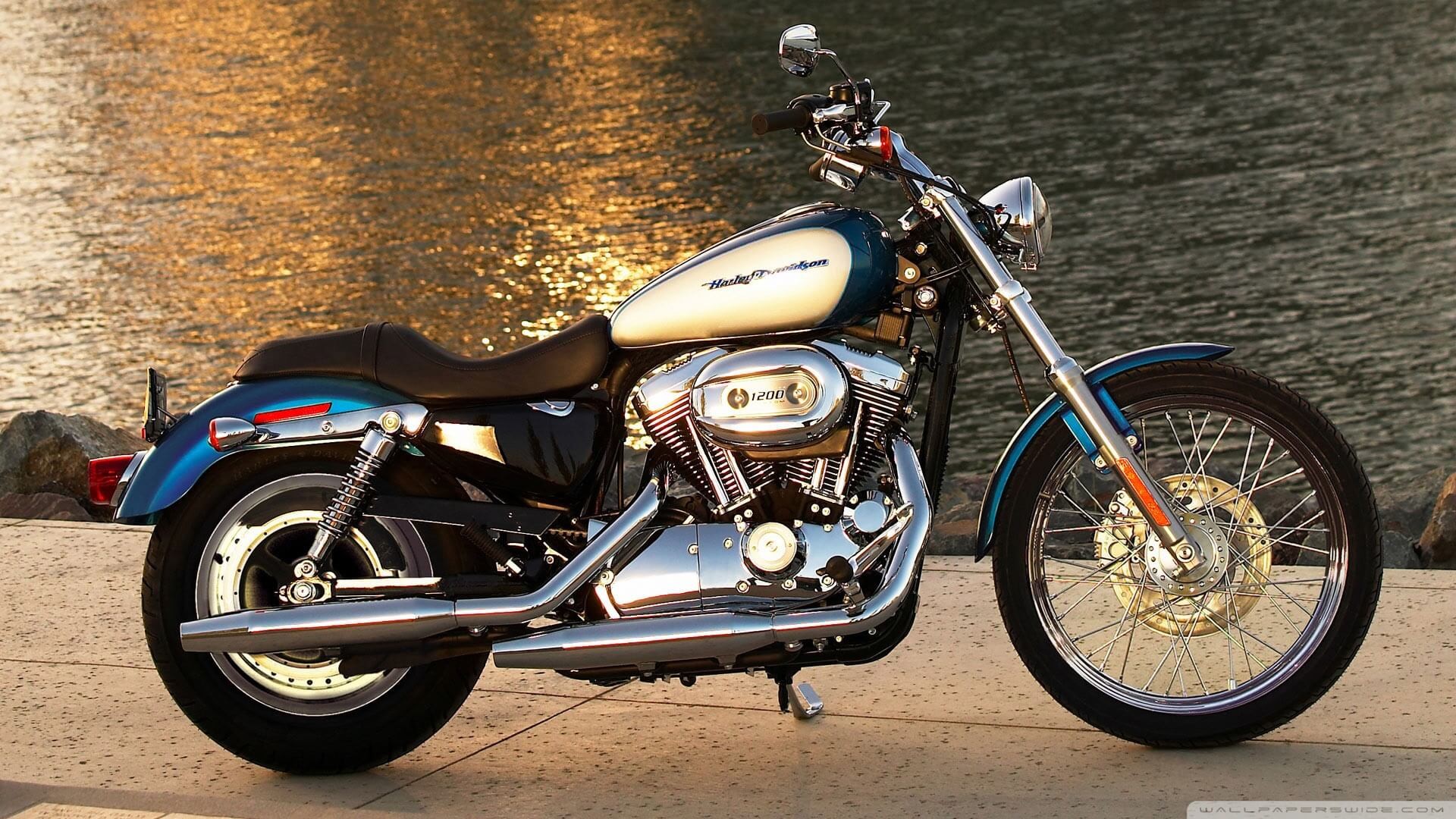 Harley-Davidson Sportster, Harley-Davidson, Crema e blu, Cromature, Acqua, sfondo widescreen Full HD