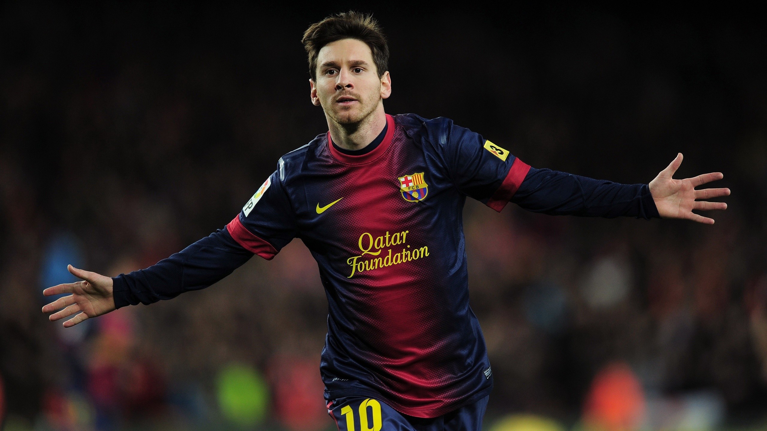 Lionel Messi, FC Barcelona, Esultanza, Stadio, 2560x1440, immagine di sfondo