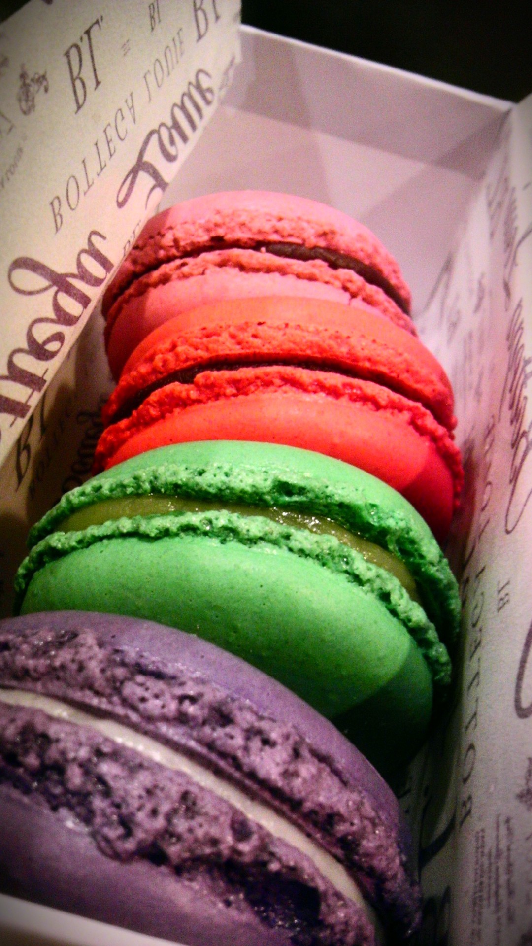 Macarons, Scatola, Pila, Full HD, sfondo iPhone