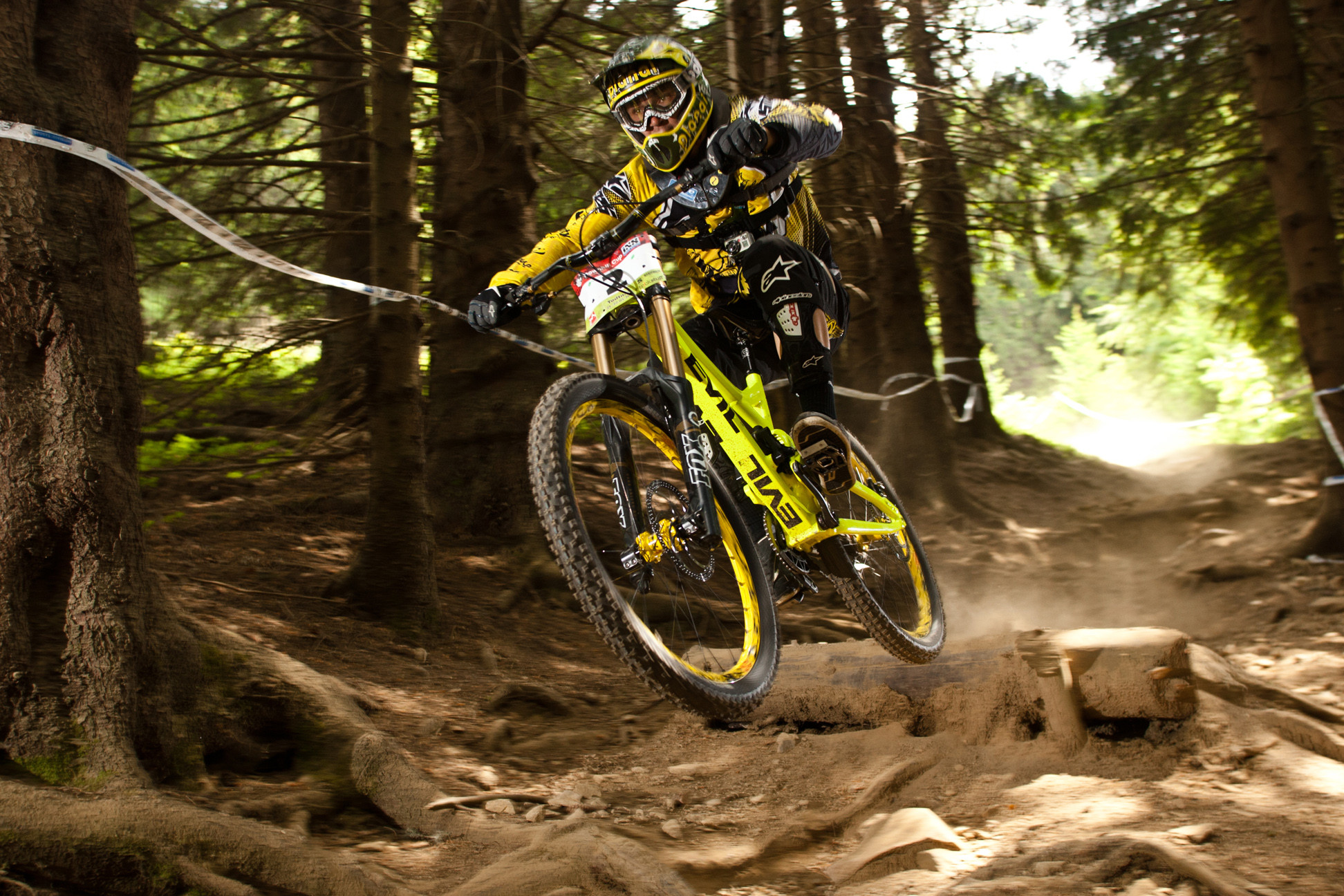 Mountain bike, Bosco, Gara di discesa, Bici gialla, Full HD, sfondo desktop