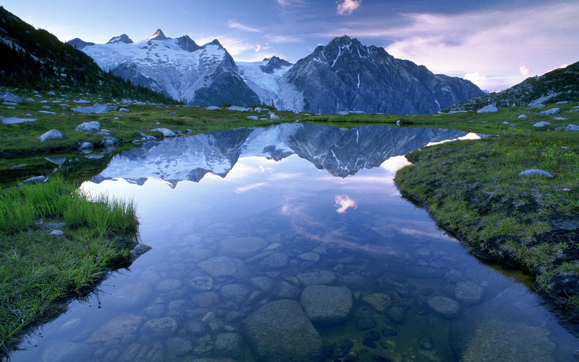 Lago alpino, Montagne innevate, Riflesso, Acqua limpida, 1920x1200, sfondo per PC