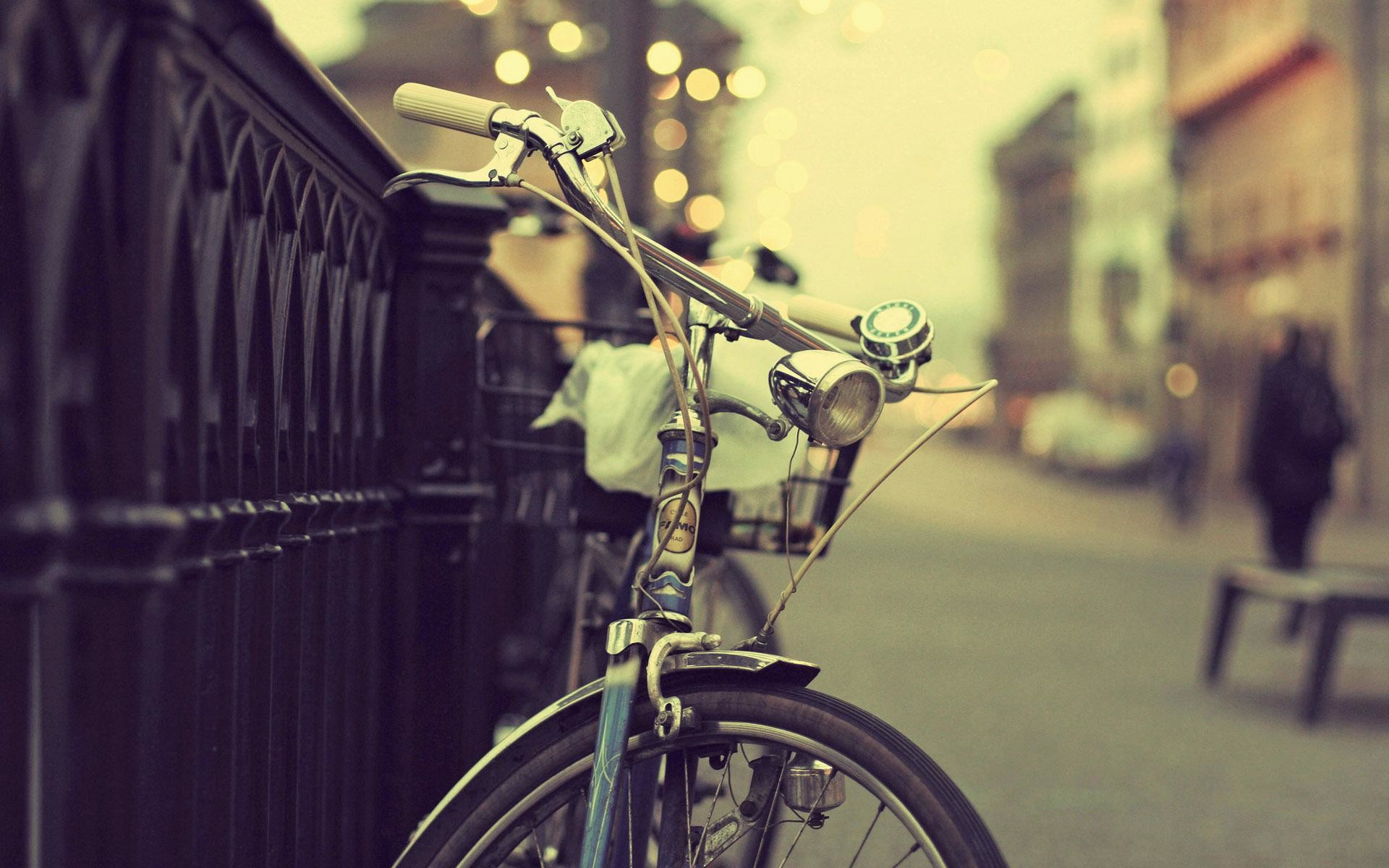 Bicicletta d'epoca, Strada, Ringhiera, Bokeh, 1920x1200, immagine di sfondo
