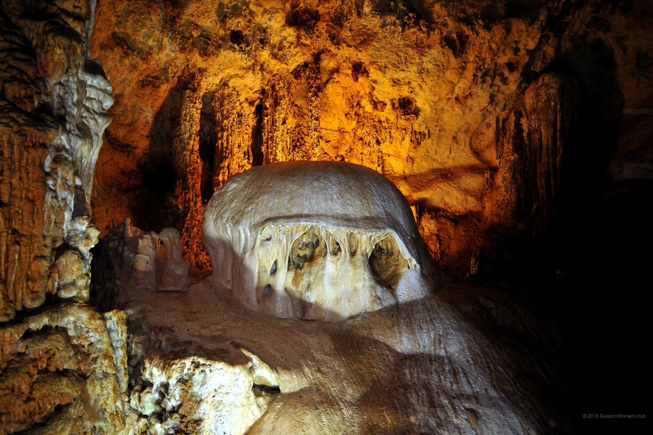 Grotta, Stalattiti, Roccia, Sotterraneo, sfondo tablet