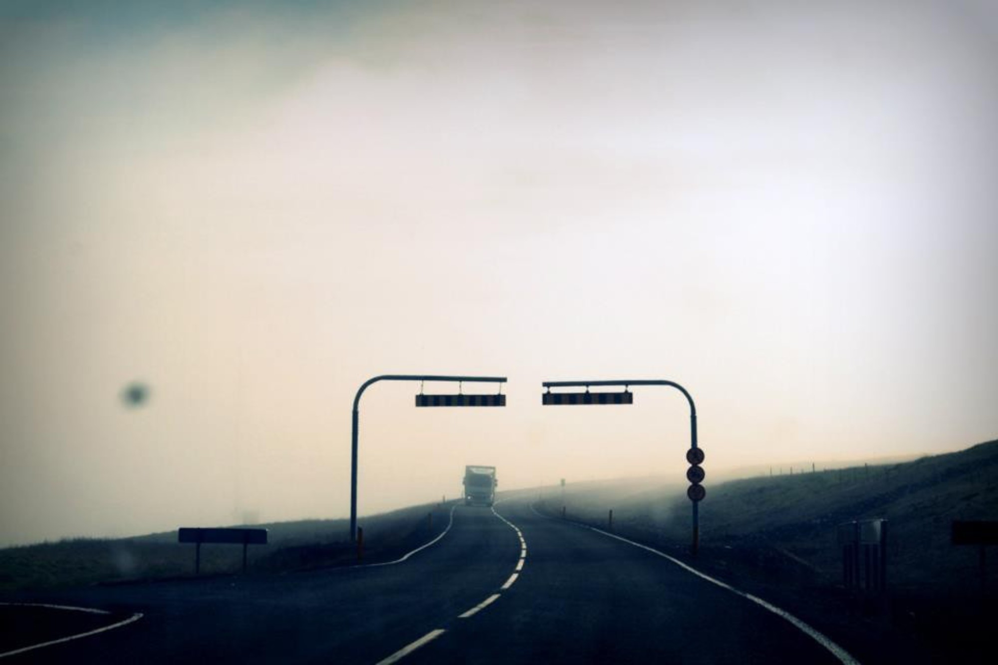Islanda, Strada, Nebbia, Semafori, Full HD, sfondo per portatile