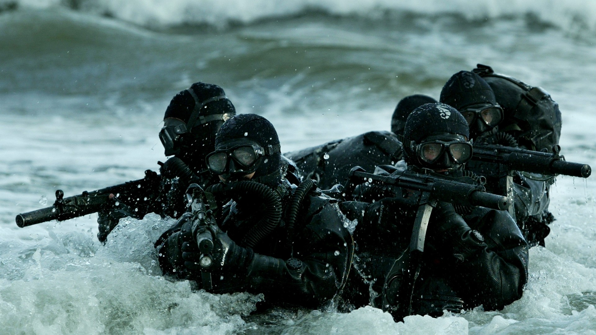 Navy SEAL, Sommozzatori, Fucili, Onde, Mare, 1920x1080, immagine di sfondo