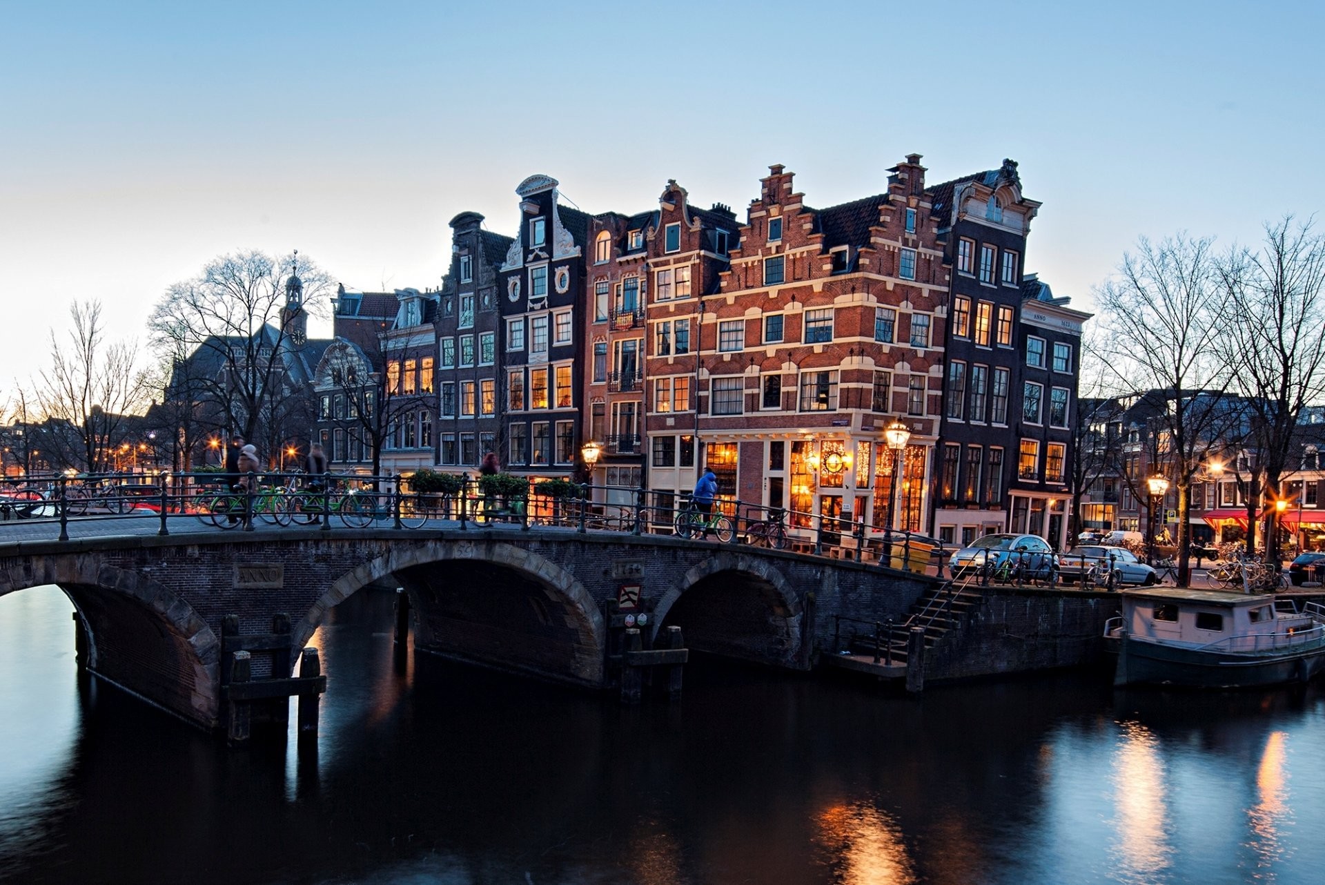 Amsterdam, Brouwersgracht, Ponte, Case sul canale, Crepuscolo, Full HD, sfondo Windows 11