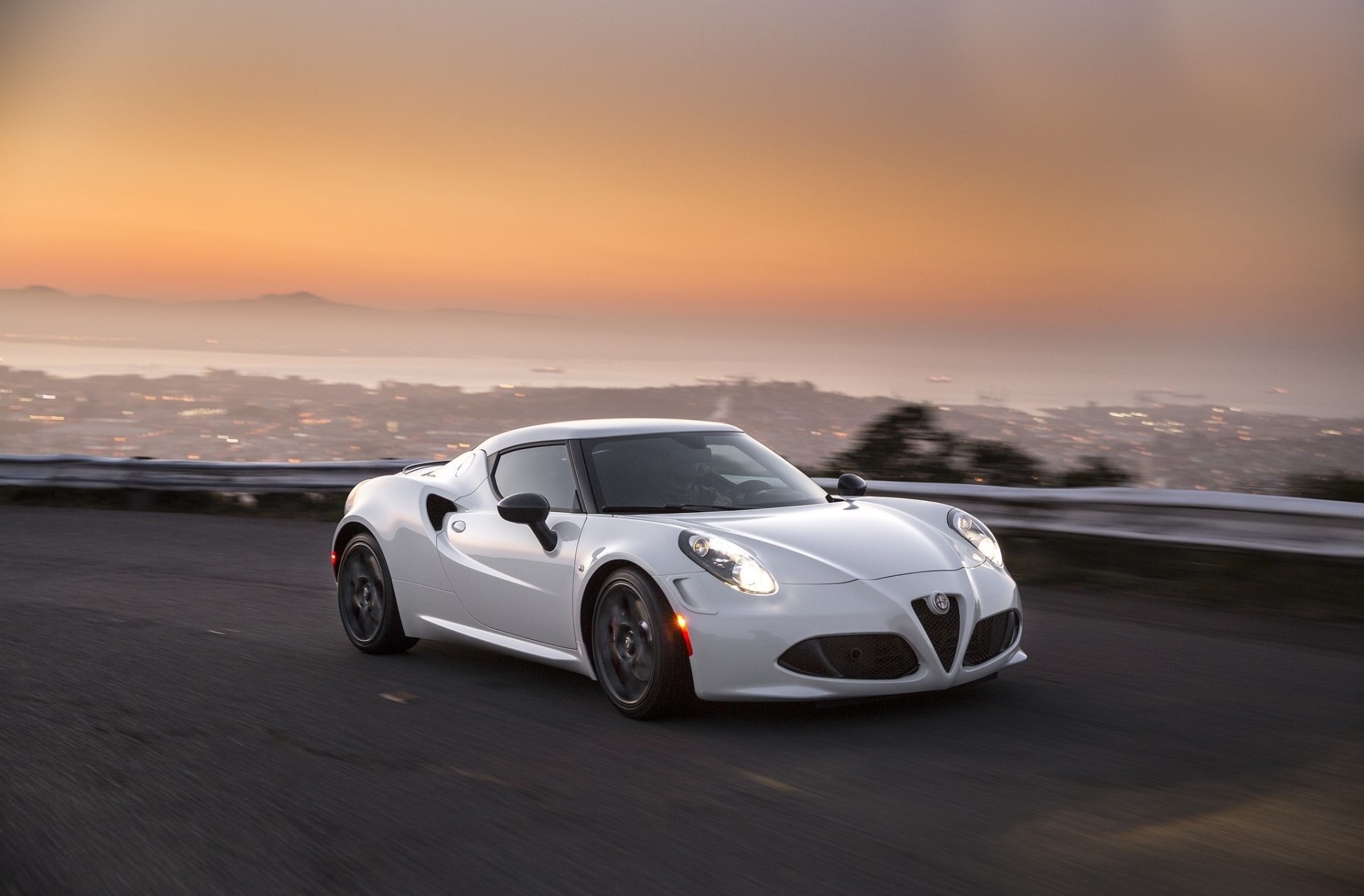 Alfa Romeo 4C, Bianco, Tramonto, Strada, Full HD, sfondo desktop