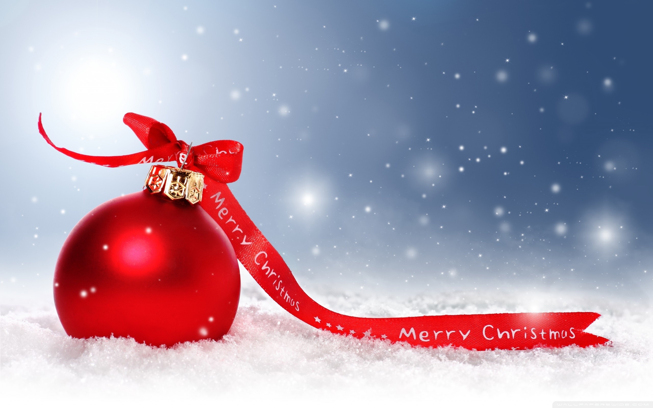 Pallina di Natale, Nastro rosso, Neve, Buon Natale, Bokeh, 2560x1600, sfondo per PC
