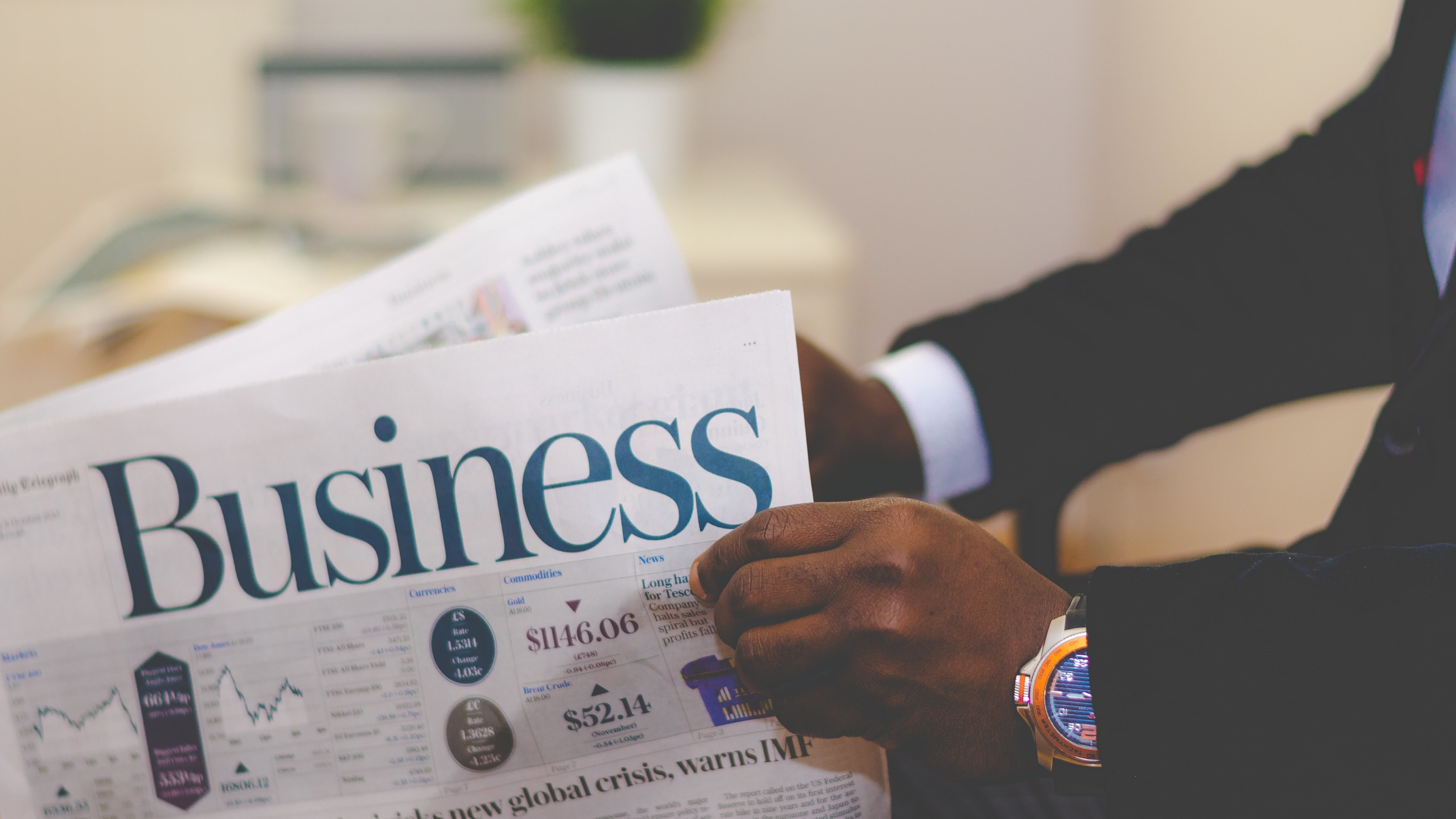 Giornale, Business, Uomo d'affari, Orologio, 3840x2160, immagine di sfondo