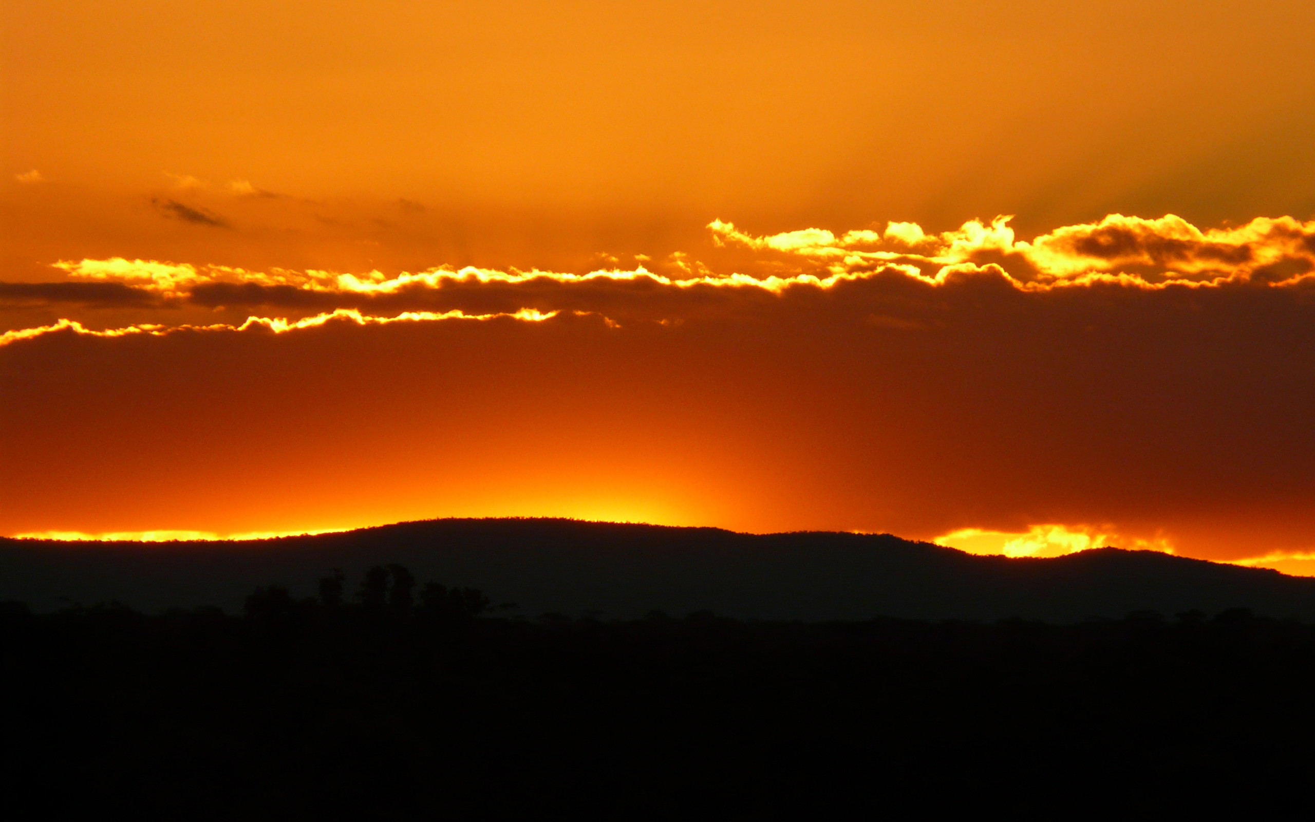 Tramonto, Colline, Nuvole, Arancione, Silhouette, 2560x1600, sfondo per PC