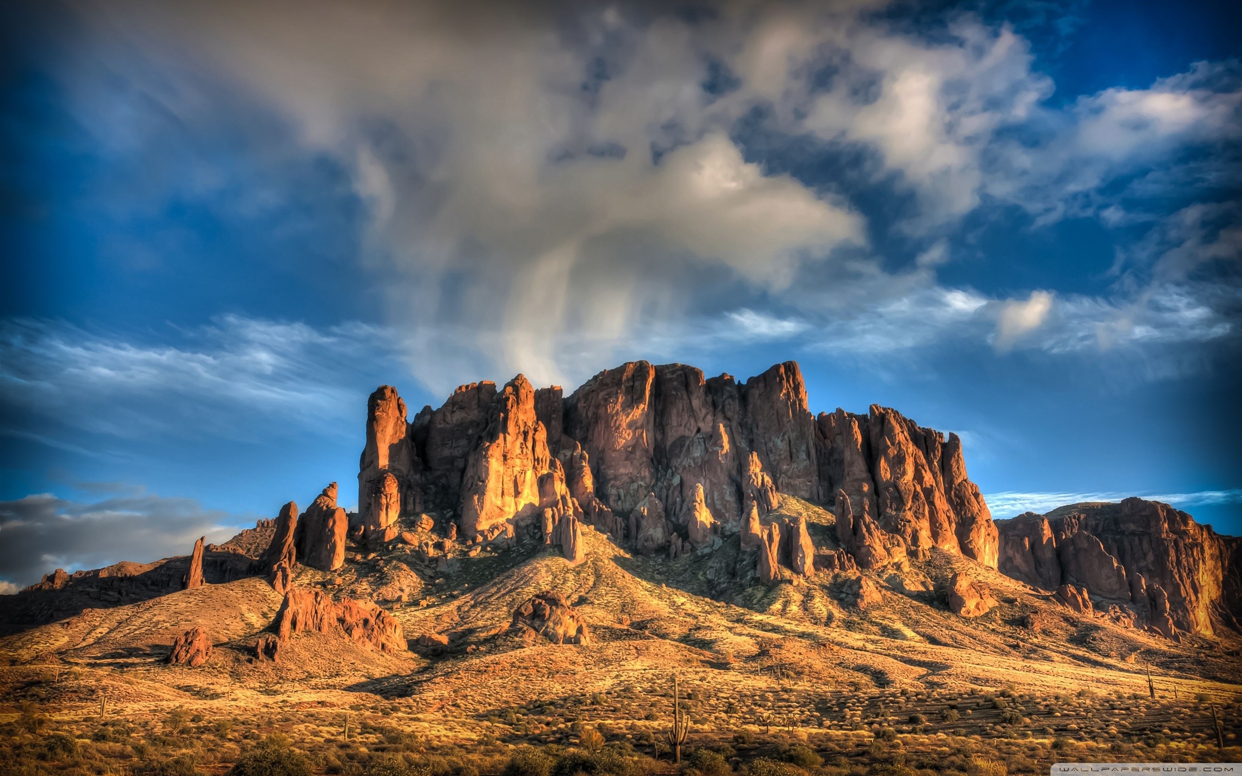 Superstition Mountains, Arizona, Deserto, Rocce rosse, Nuvole, 2560x1600, sfondo per PC