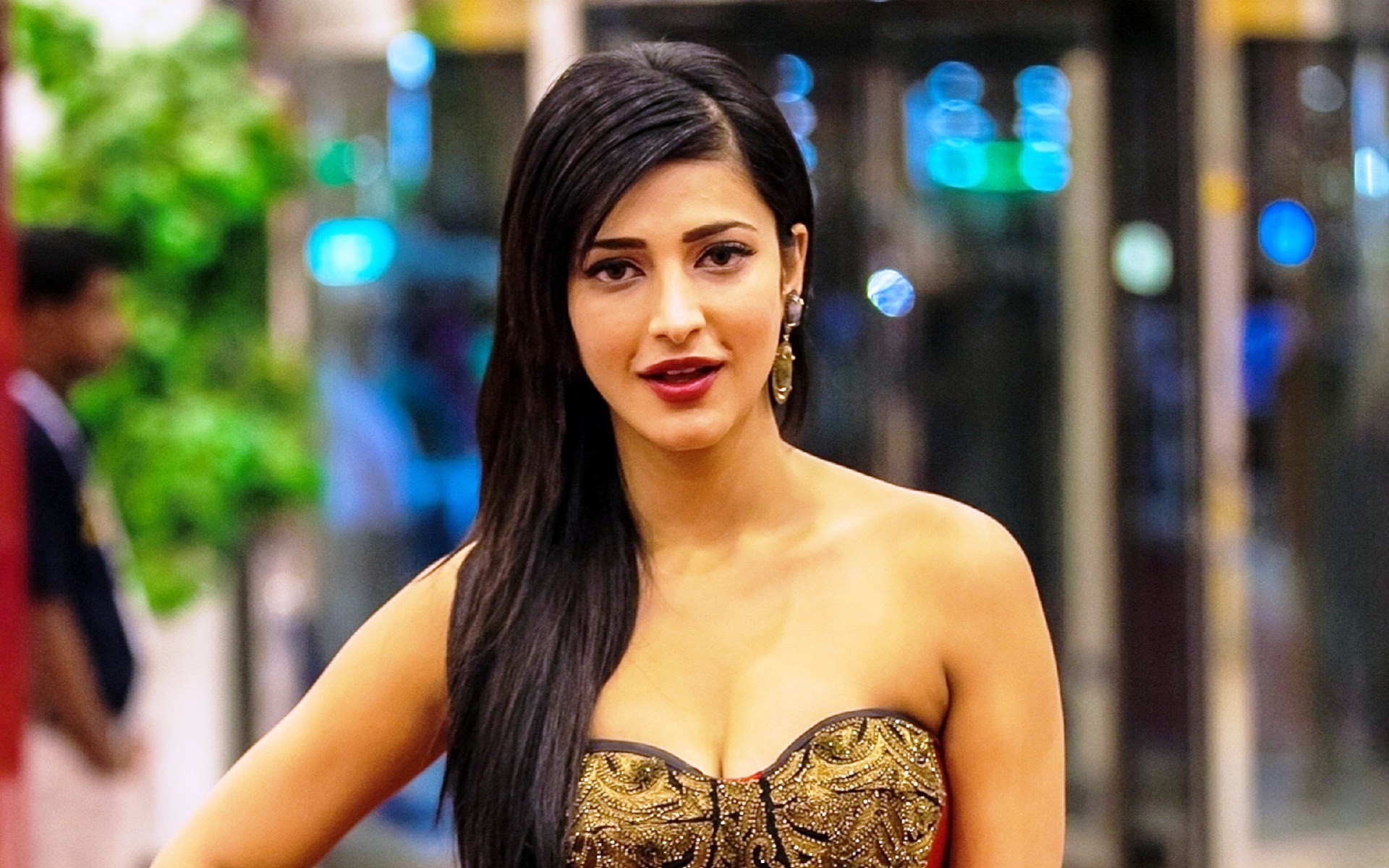 Shruti Haasan, Attrice, Bokeh, 1920x1200, immagine di sfondo