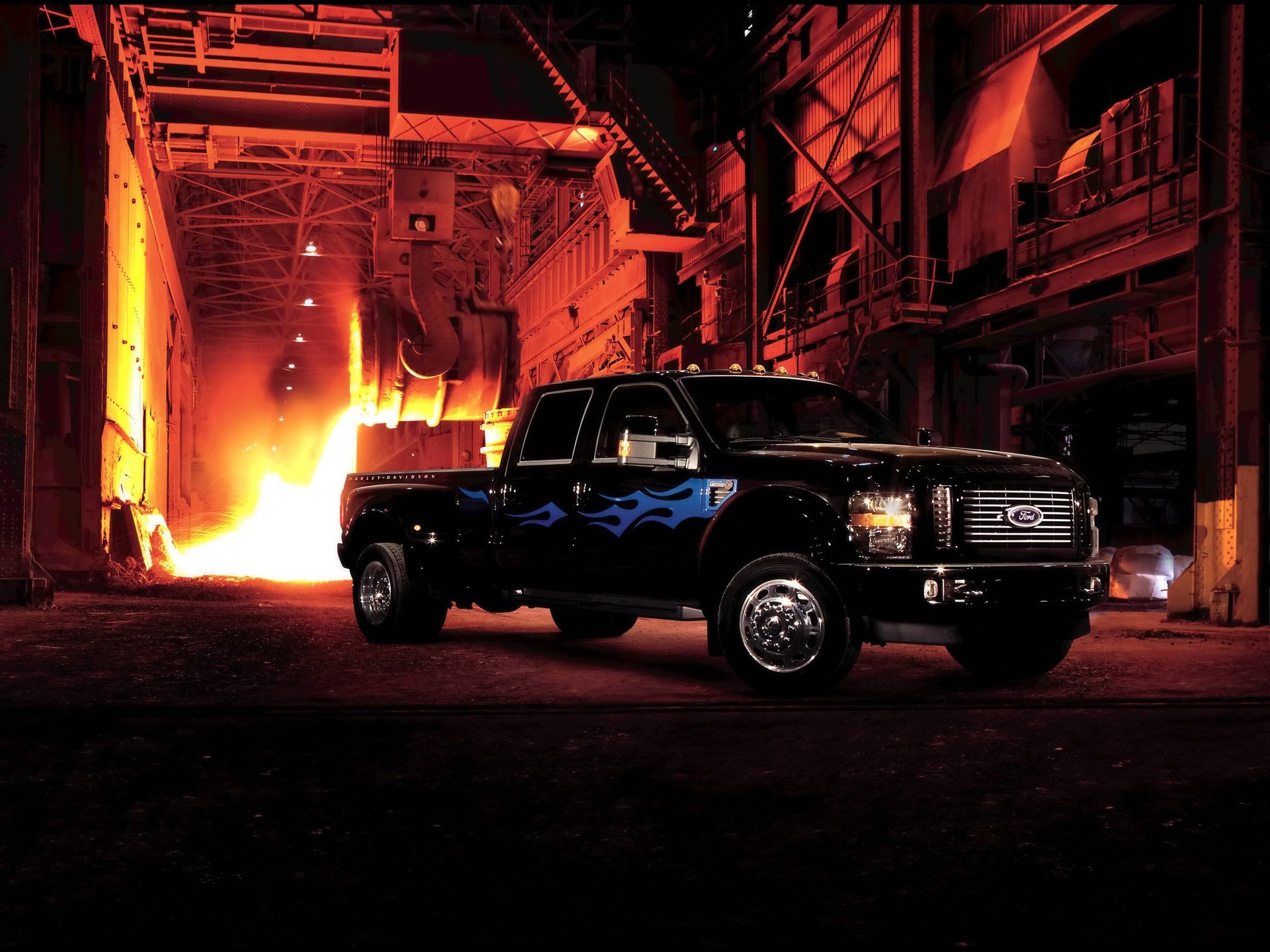 Ford F-150 Harley-Davidson Edition, Harley-Davidson, Pickup, Fiamme, Officina, sfondo iPad