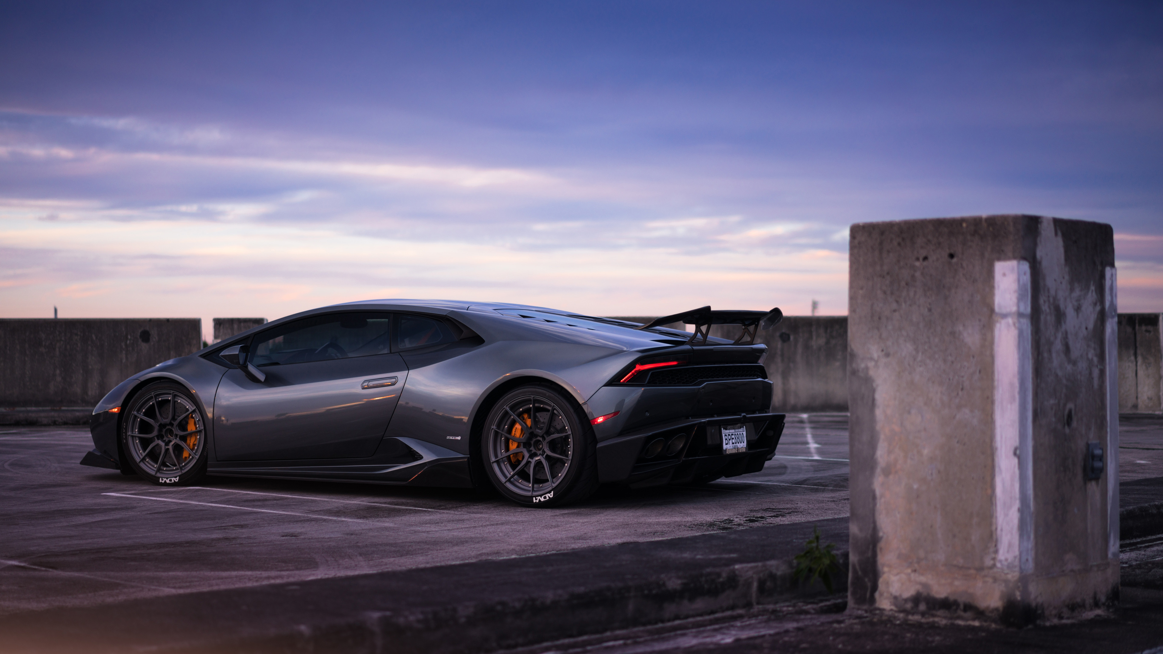 Lamborghini Huracán, Grigio, Alettone, Crepuscolo, 16:9 4K, sfondo widescreen