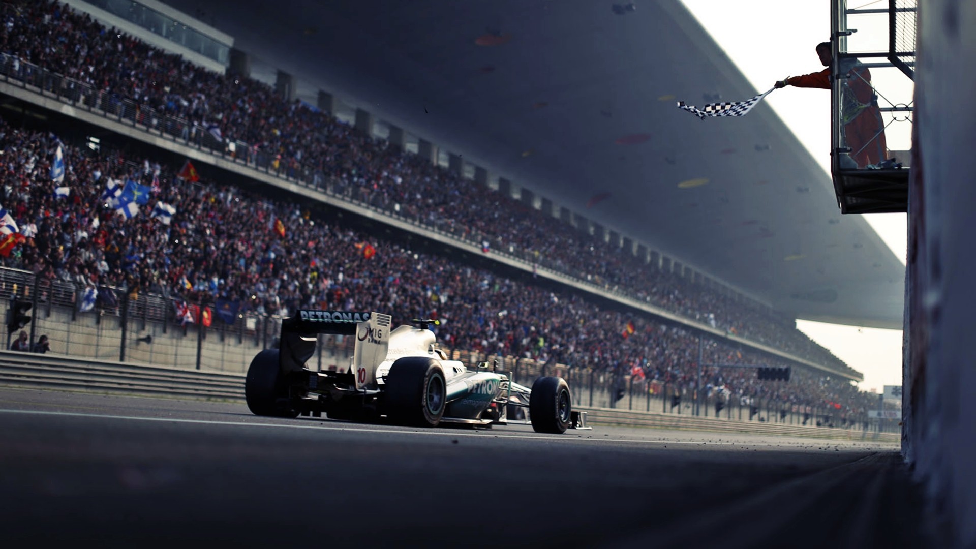 Mercedes AMG F1, Formula 1, Bandiera a scacchi, Tribuna, Pubblico, sfondo desktop 1920x1080