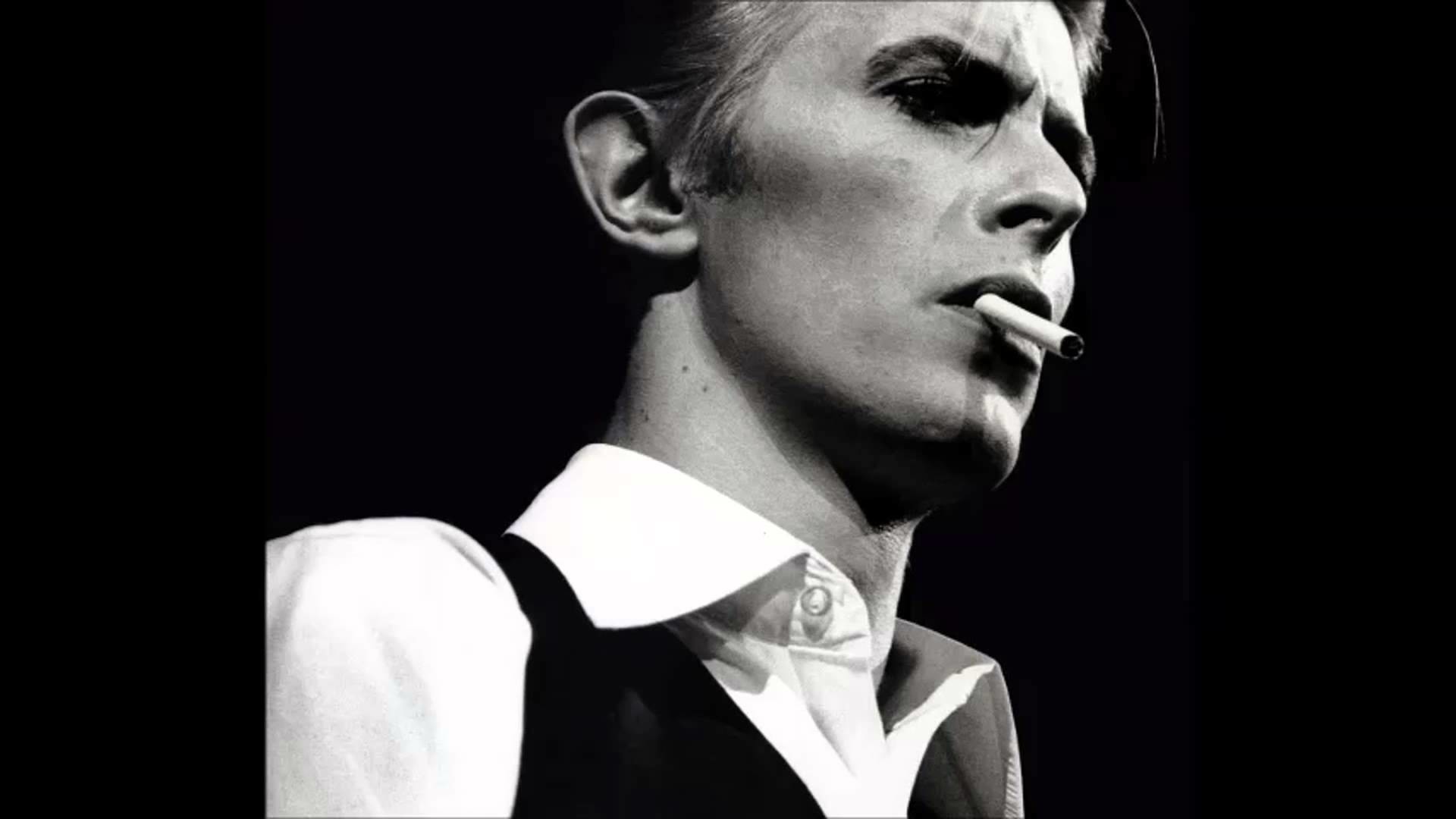 David Bowie, Thin White Duke, Sigaretta, Bianco e nero, 1920x1080, immagine di sfondo