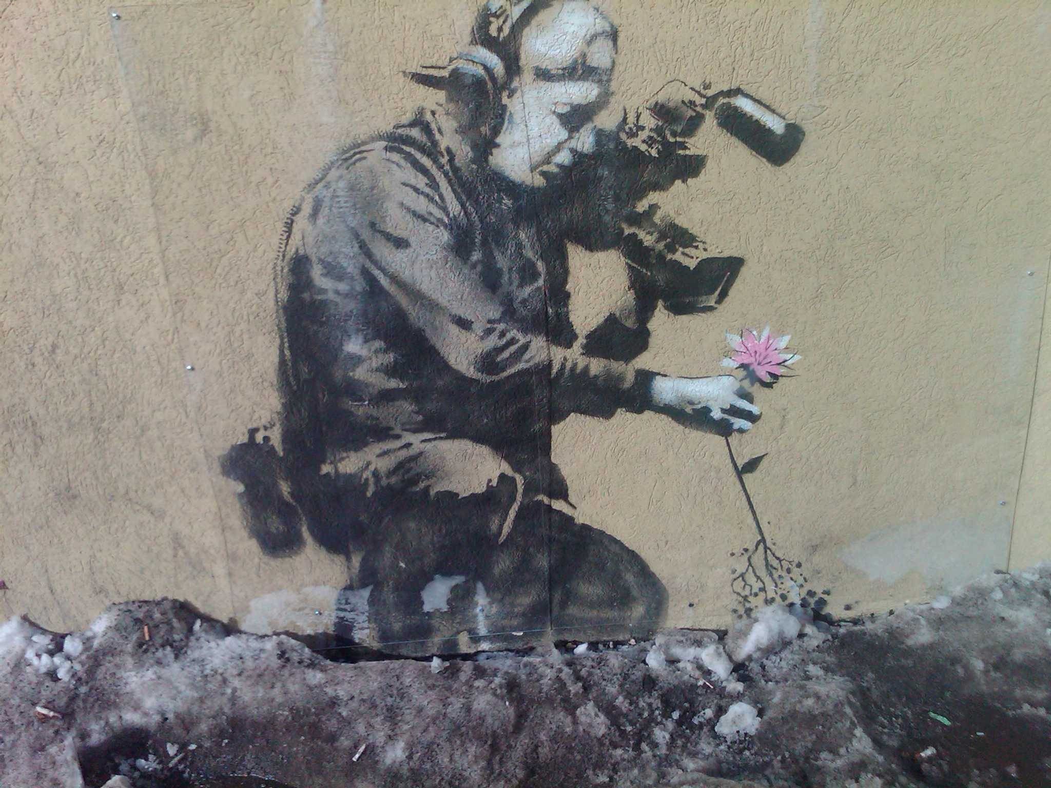 Banksy, Cameraman, Fiore, Street art, Full HD, schermata di blocco iPad