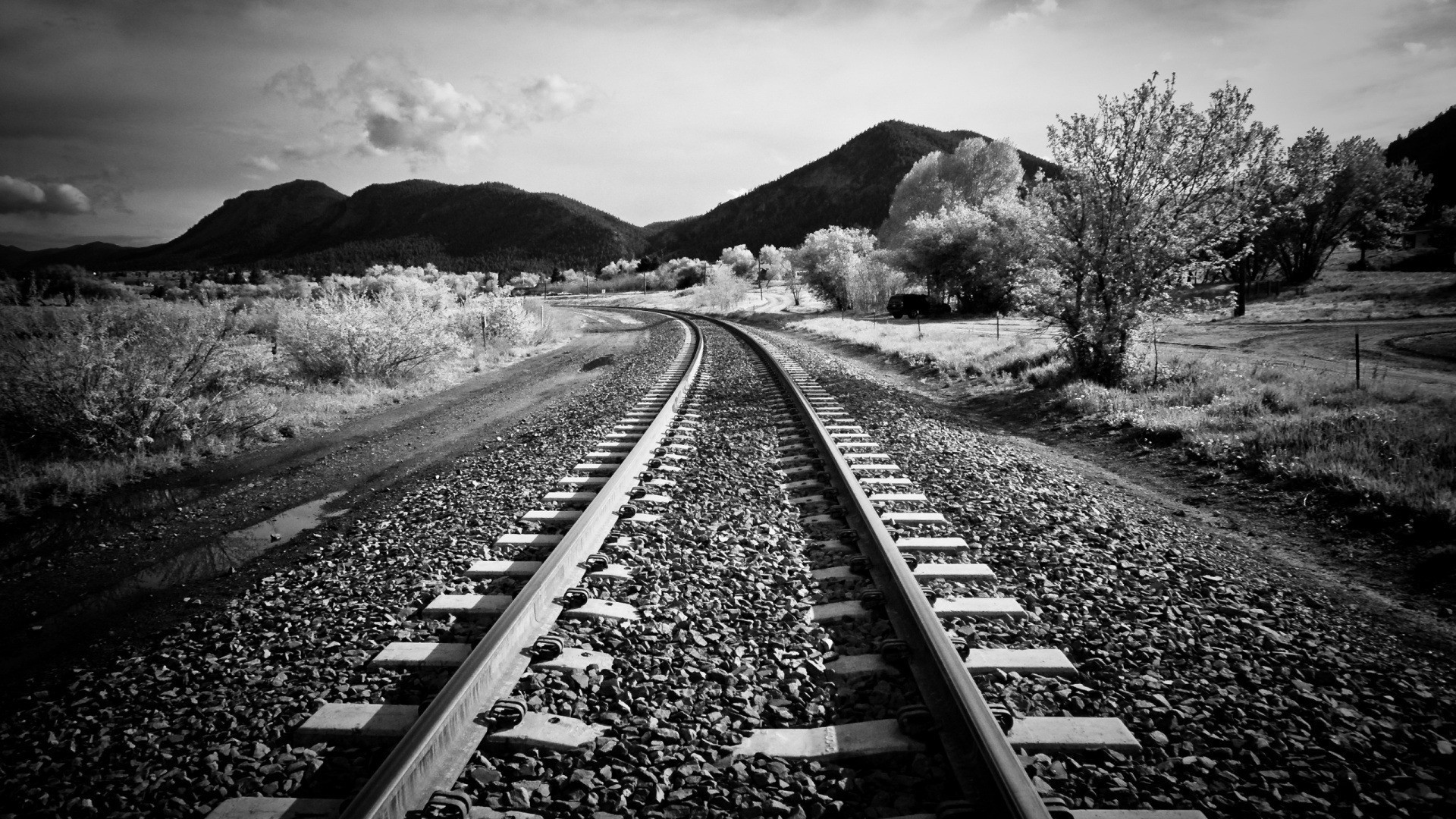 Binari ferroviari, Montagne, Paesaggio, Monocromatico, Full HD, wallpaper per PC