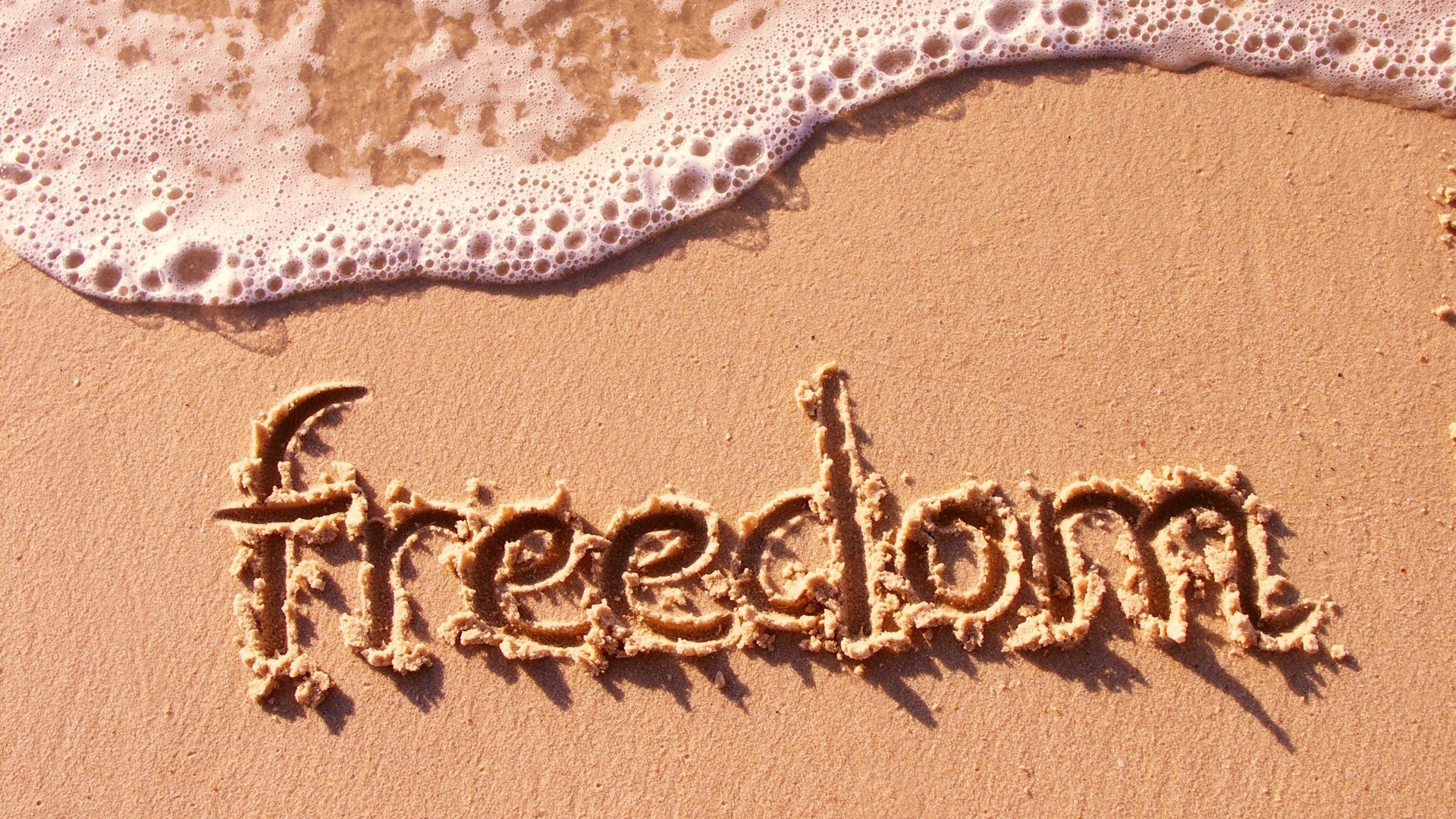 Freedom, Scritta nella sabbia, Spiaggia, Onda, Schiuma, 1920x1080, wallpaper desktop