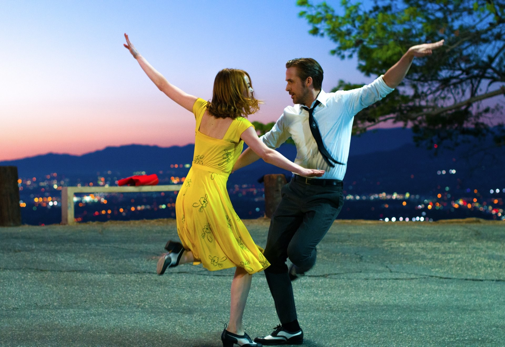 La La Land, Emma Stone, Ryan Gosling, Ballo, Abito giallo, Tramonto, sfondo Full HD per portatile