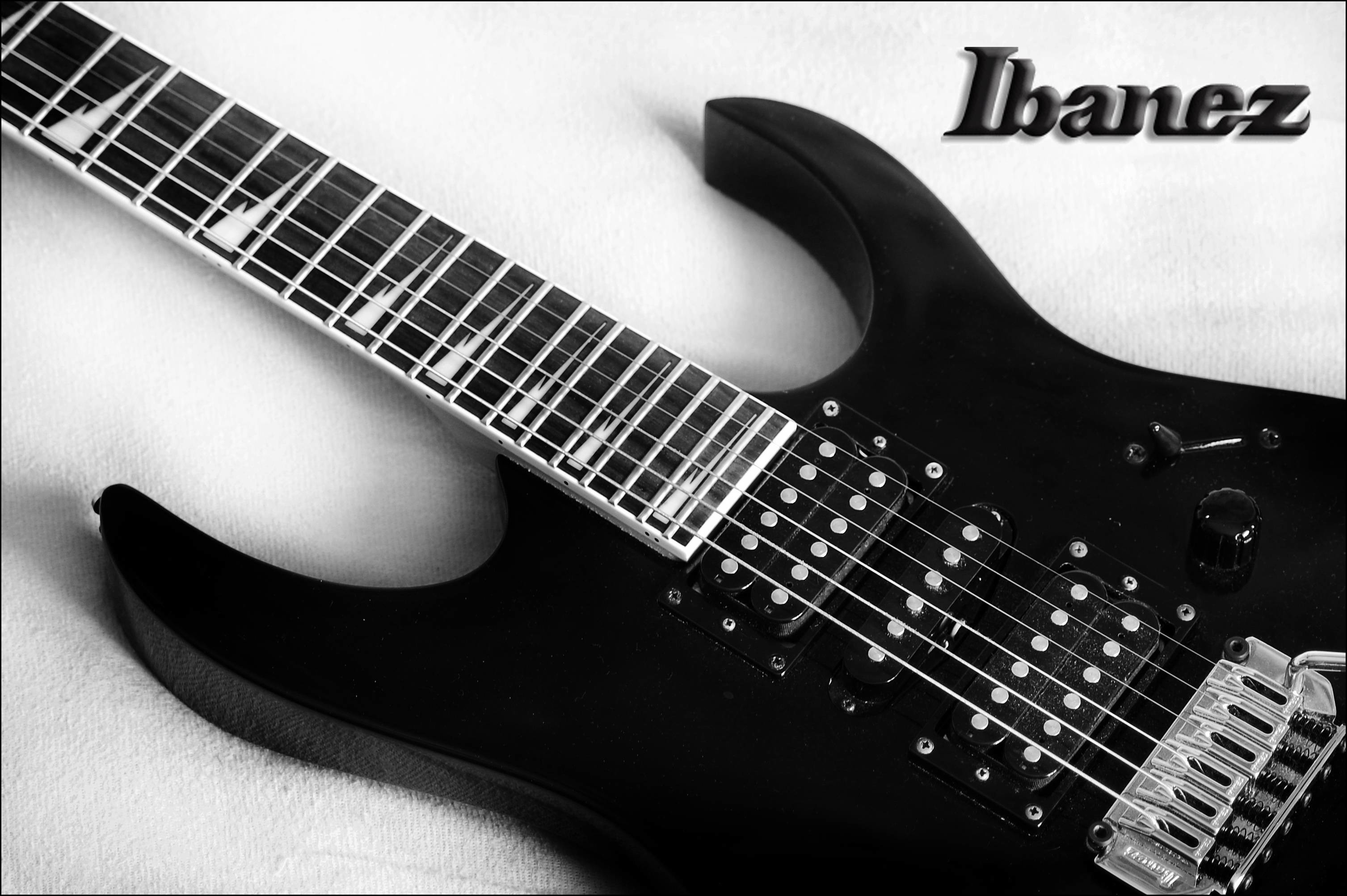 Ibanez, Chitarra elettrica, Bianco e nero, 2K, sfondo desktop