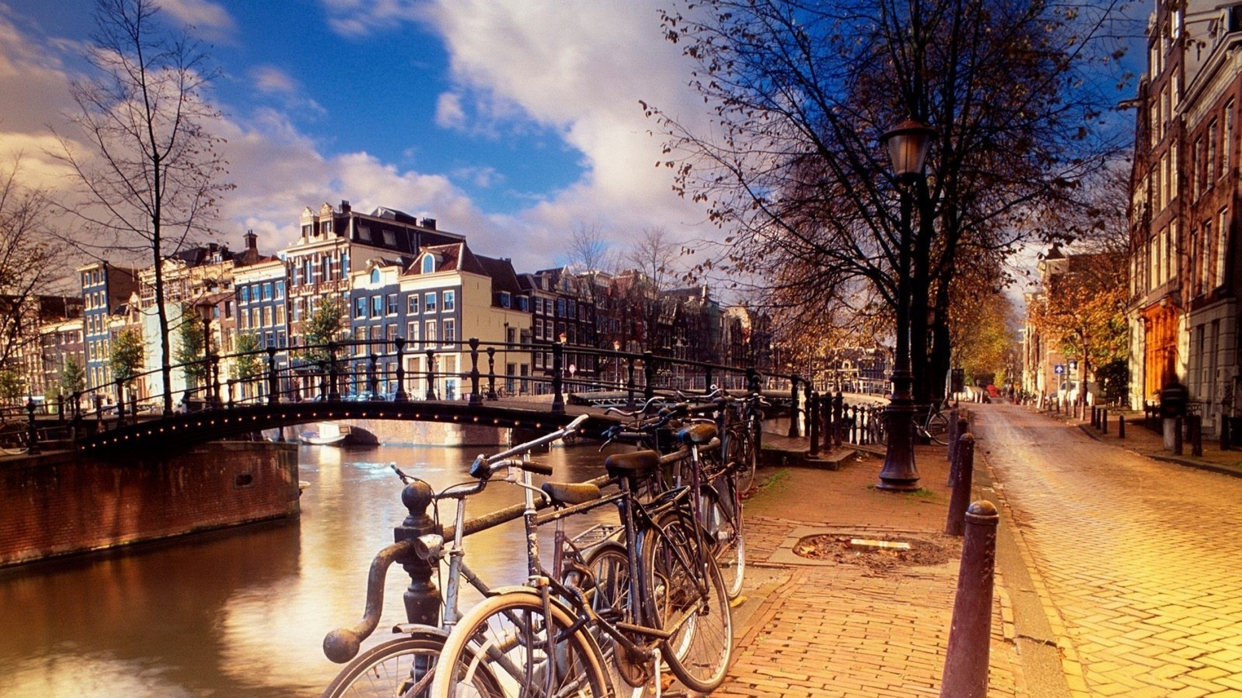 Amsterdam, Canale, Biciclette, Autunno, sfondo iMac