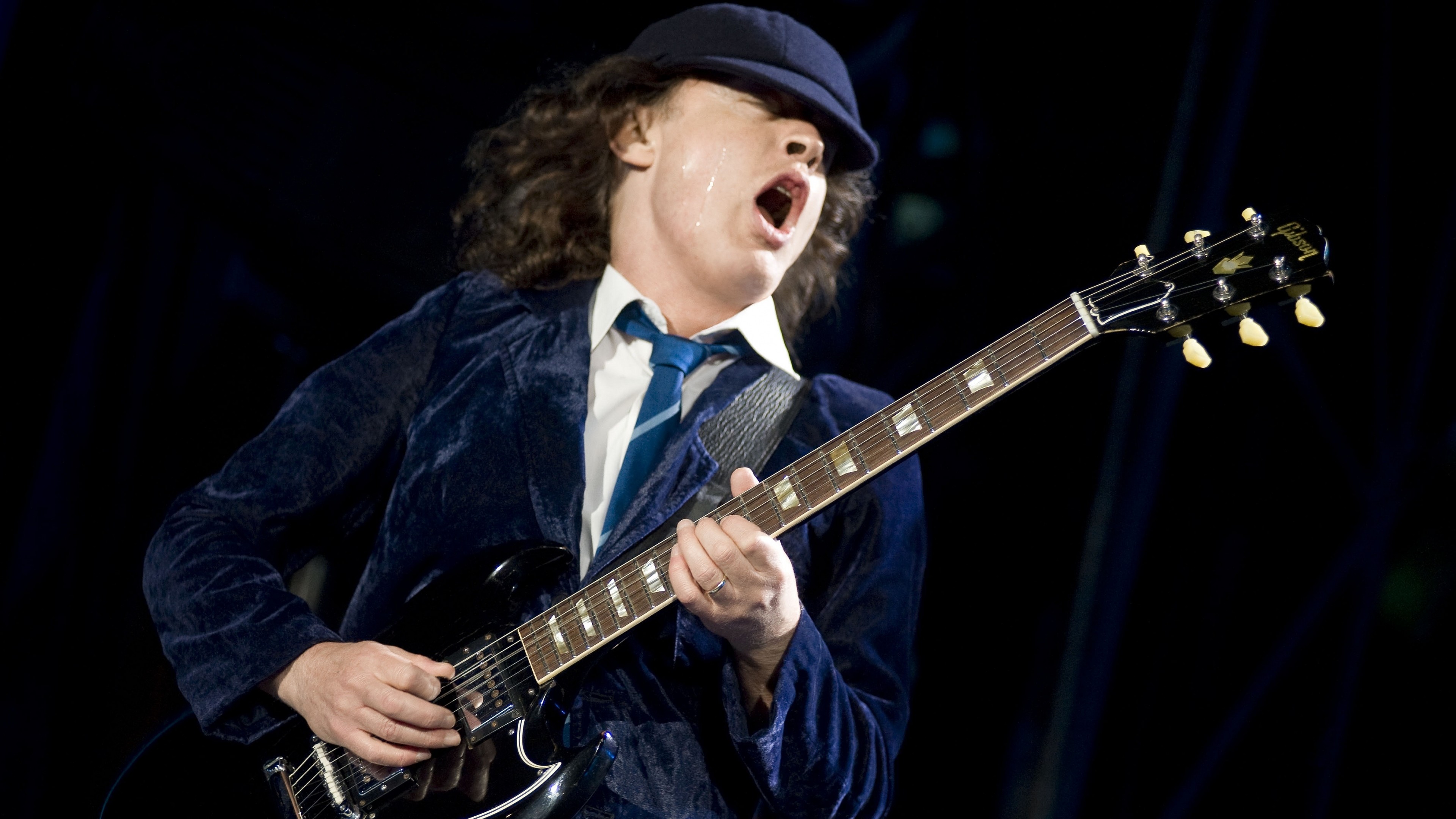 Angus Young, AC/DC, Chitarra Gibson SG, Concerto, 4K, sfondo desktop