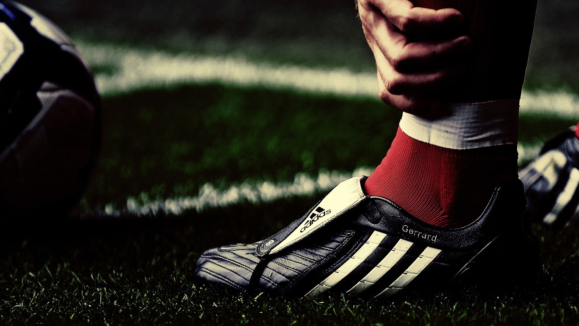 Adidas, Scarpa da calcio, Erba, Calcio, Full HD, sfondo per PC e portatile