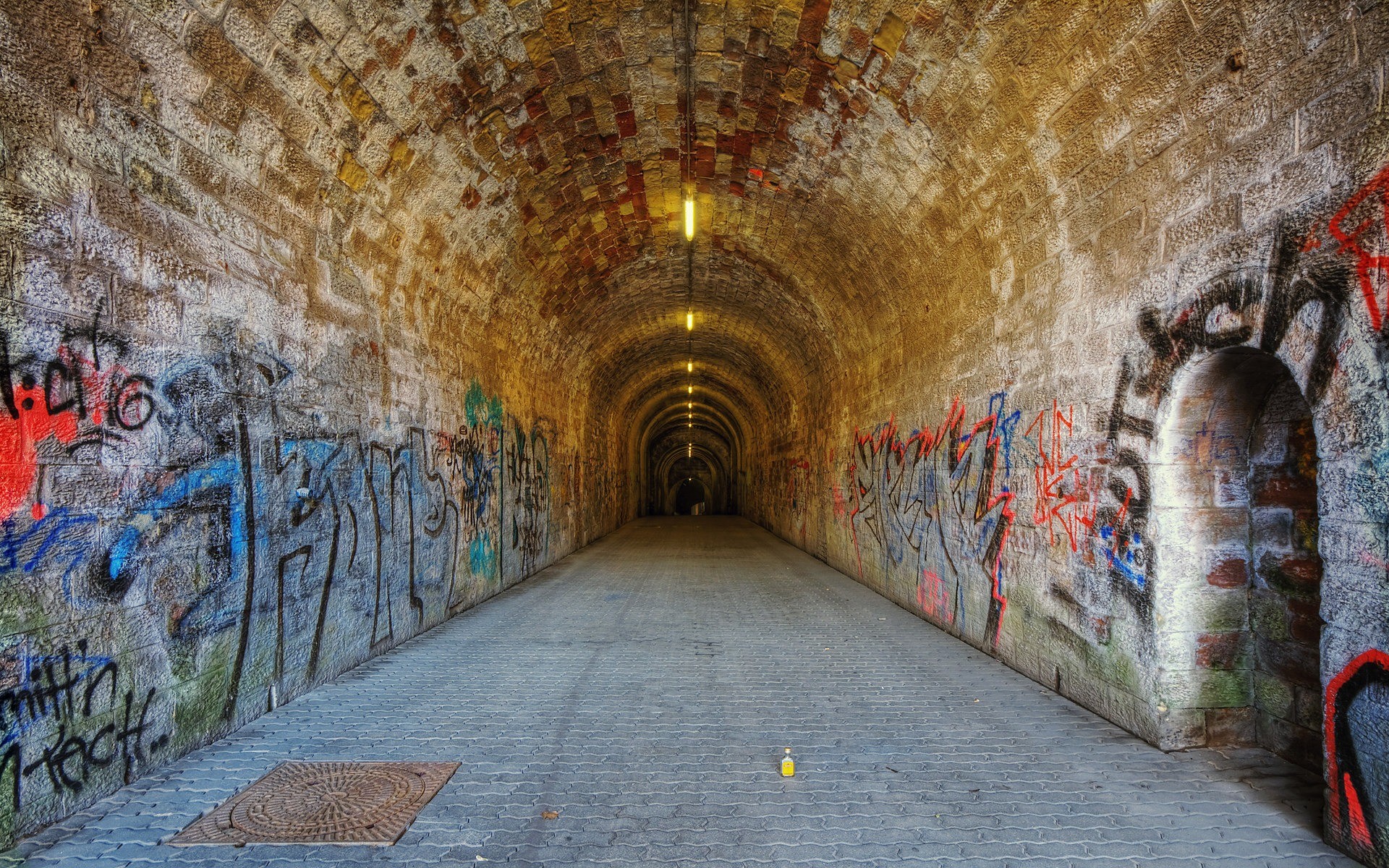 Tunnel, Graffiti, Mattoni, Prospettiva, Full HD, sfondo per PC