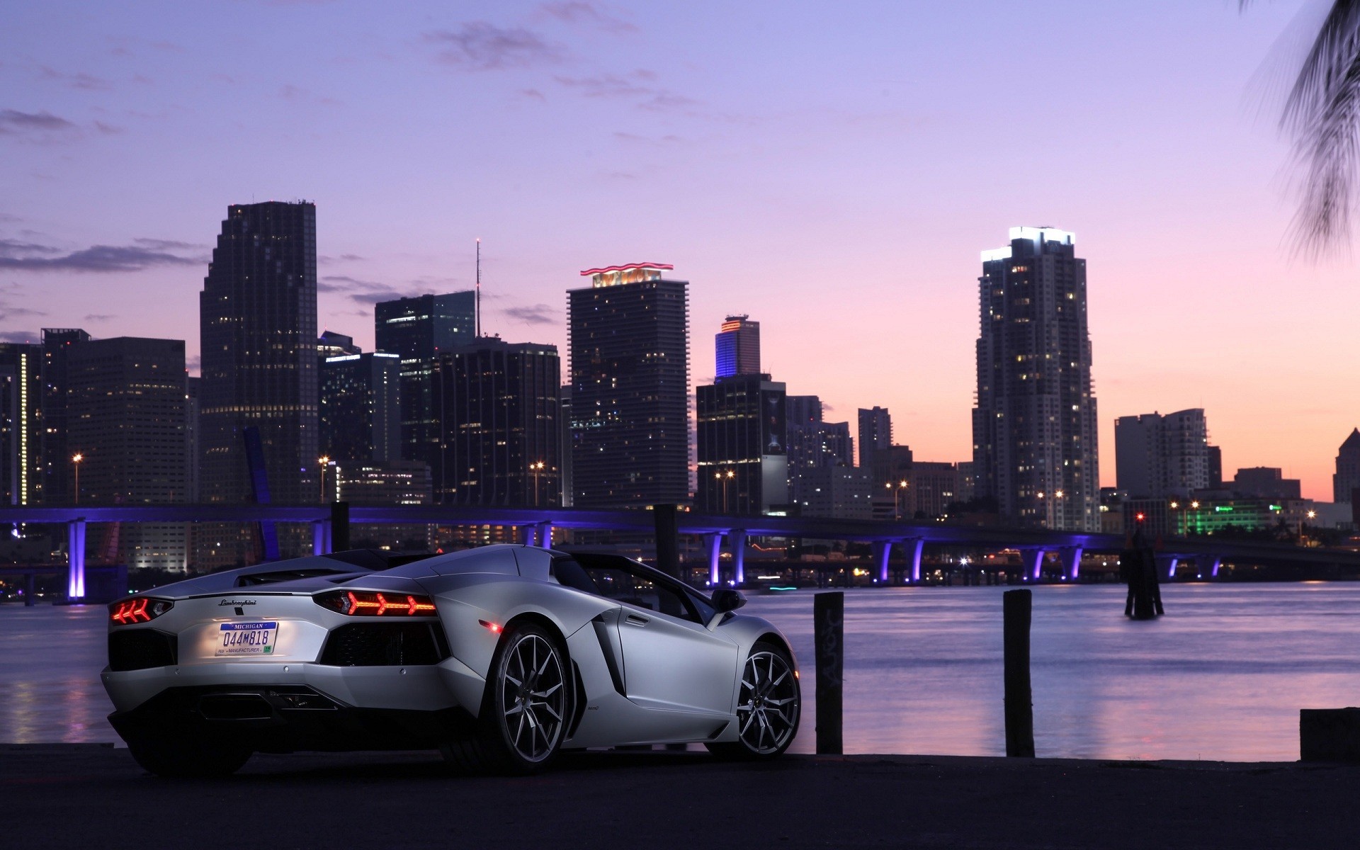 Lamborghini Aventador, Miami, Skyline, Crepuscolo, 1920x1200, immagine di sfondo