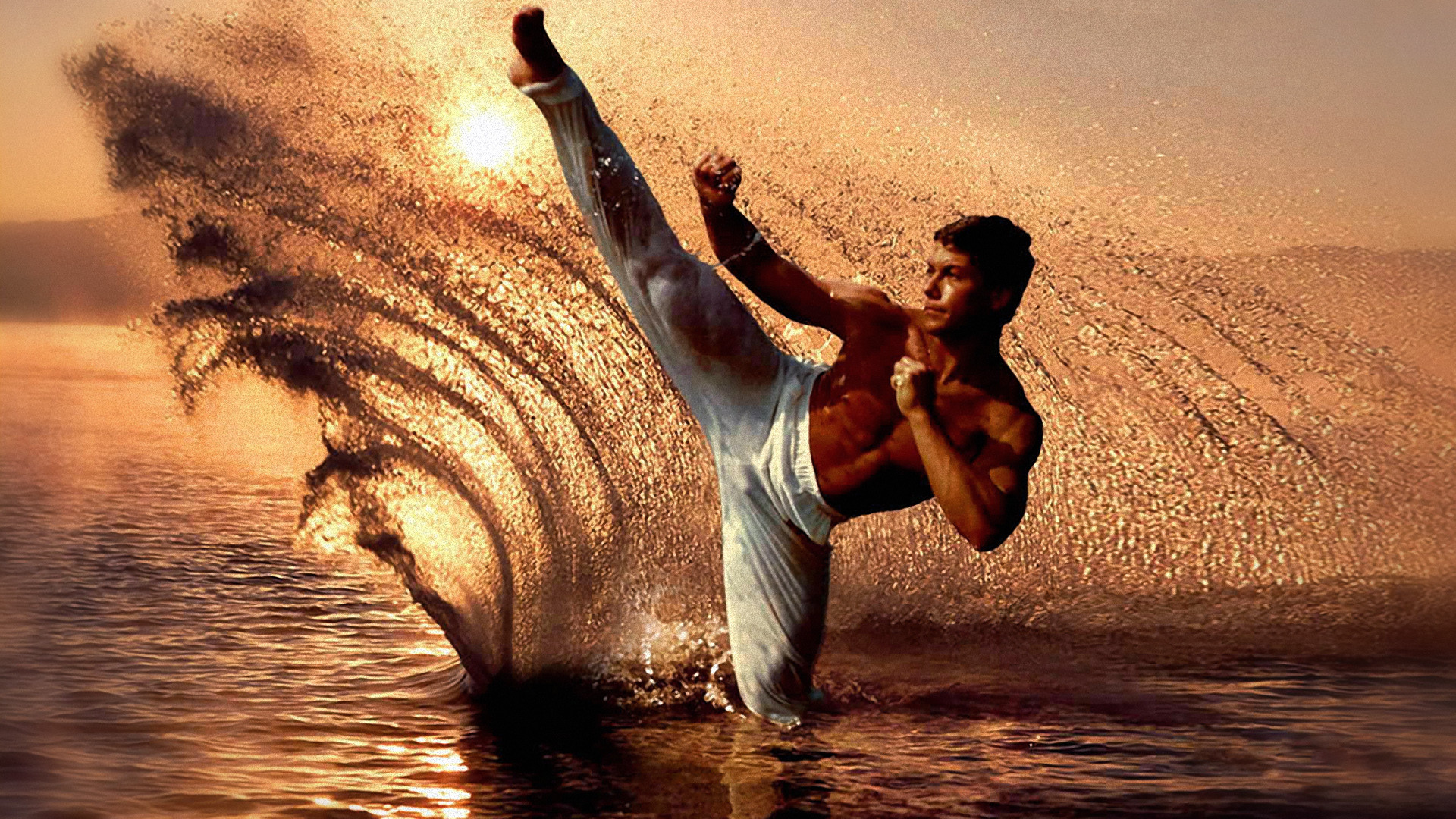 Jean-Claude Van Damme, Calcio alto, Acqua, Tramonto, Full HD 1080p, sfondo desktop