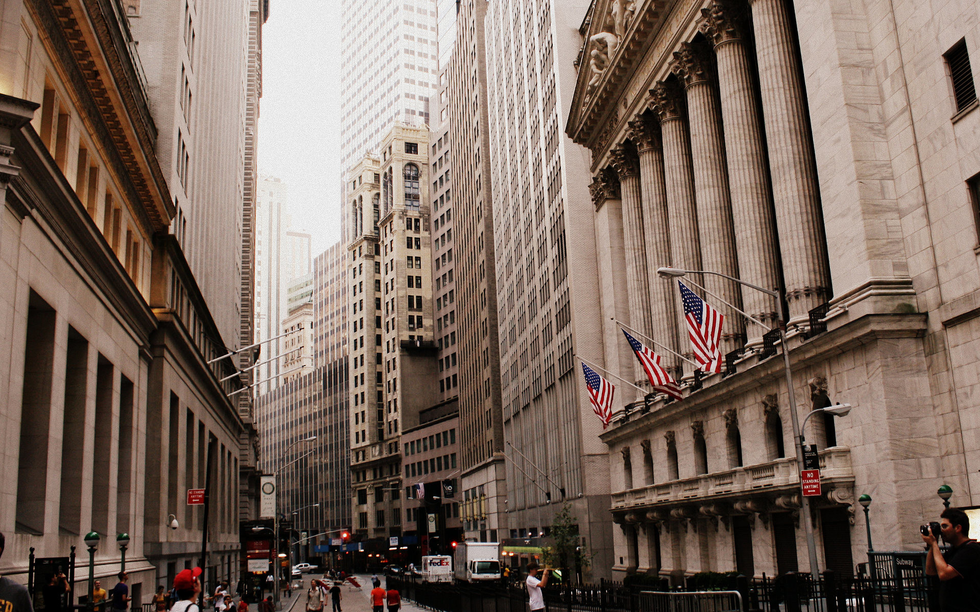 Wall Street, New York Stock Exchange, New York, Bandiere americane, sfondo 16:10 Full HD