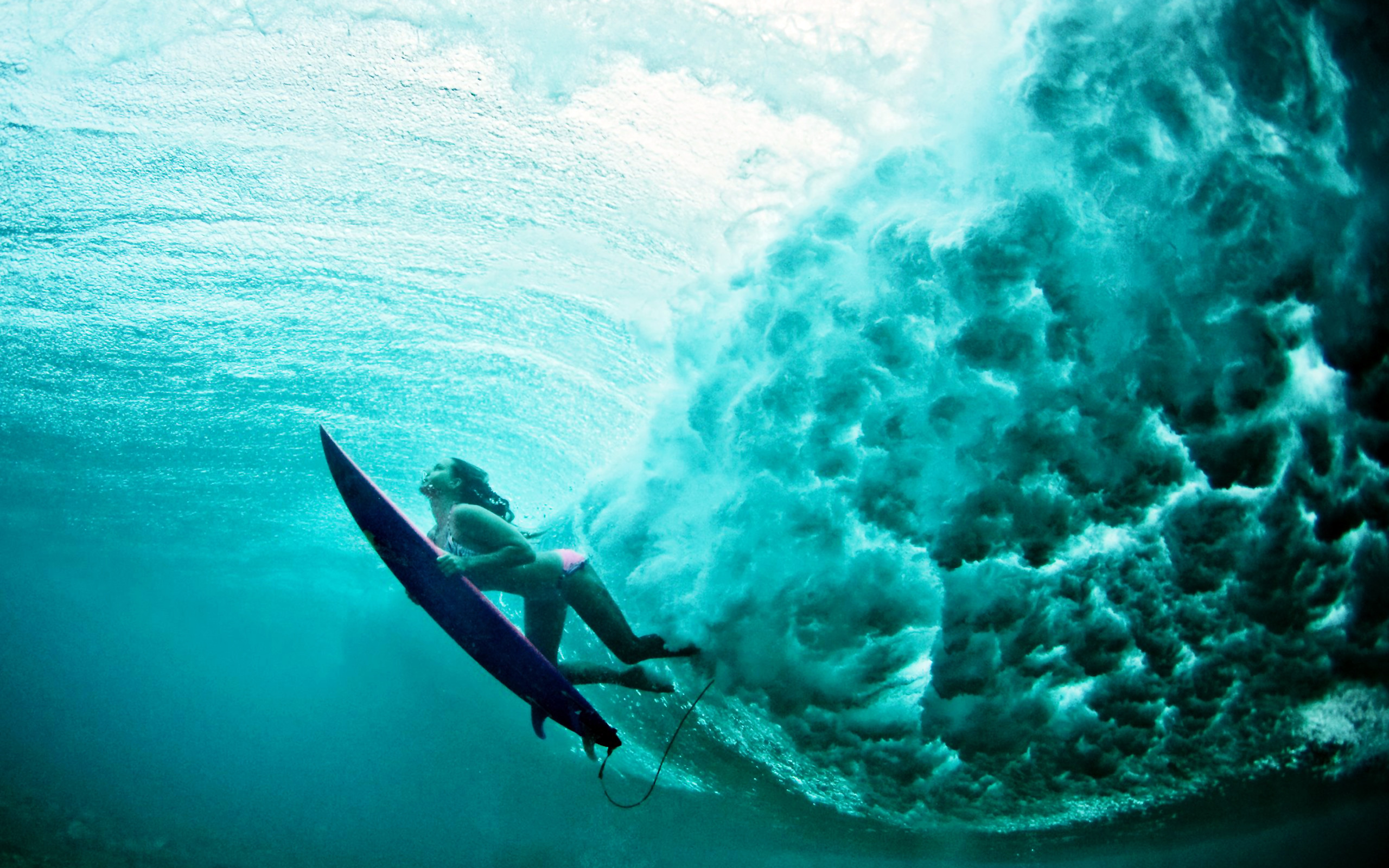 Surfista, Sott'acqua, Onda, Turchese, 2560x1600, sfondo MacBook Pro
