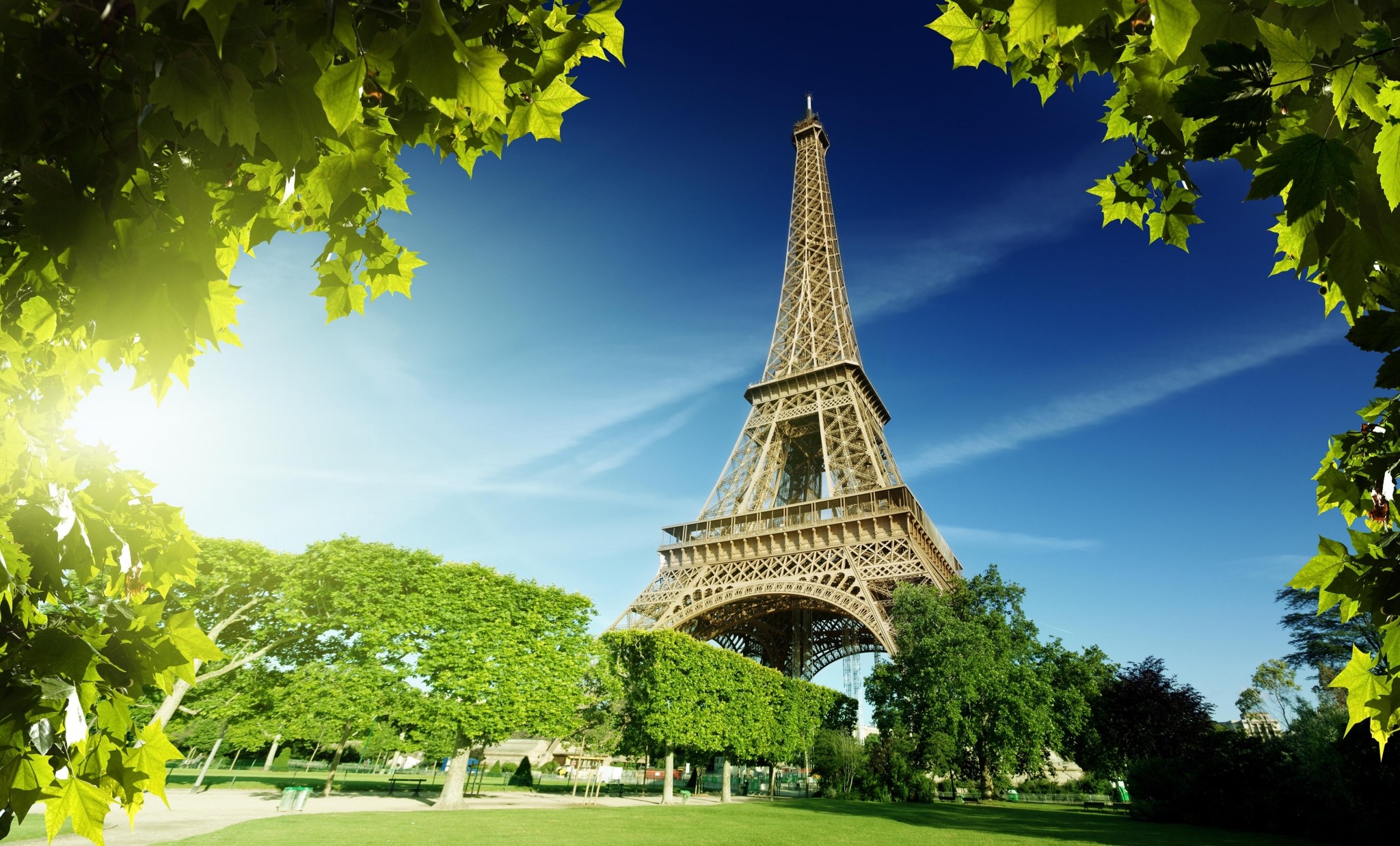 Torre Eiffel, Parigi, Alberi, Cielo azzurro, Full HD, sfondo desktop