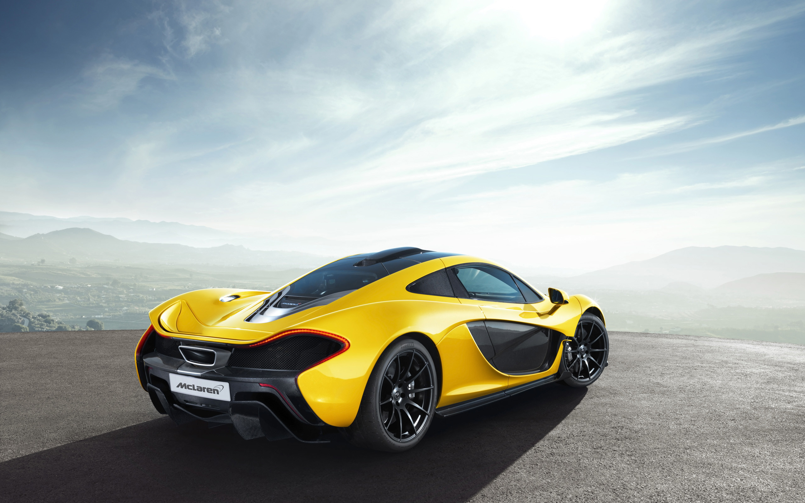 McLaren P1, Giallo, Vista posteriore, Cielo, 16:10 2K, wallpaper widescreen