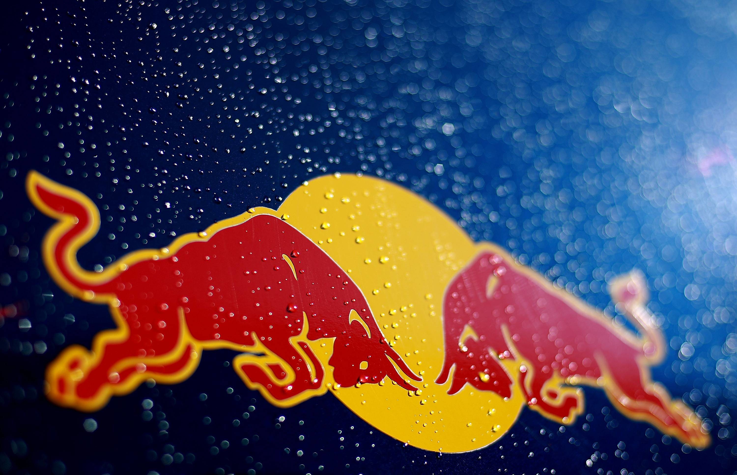 Logo Red Bull, Gocce d'acqua, Blu, 2K, sfondo Windows 11