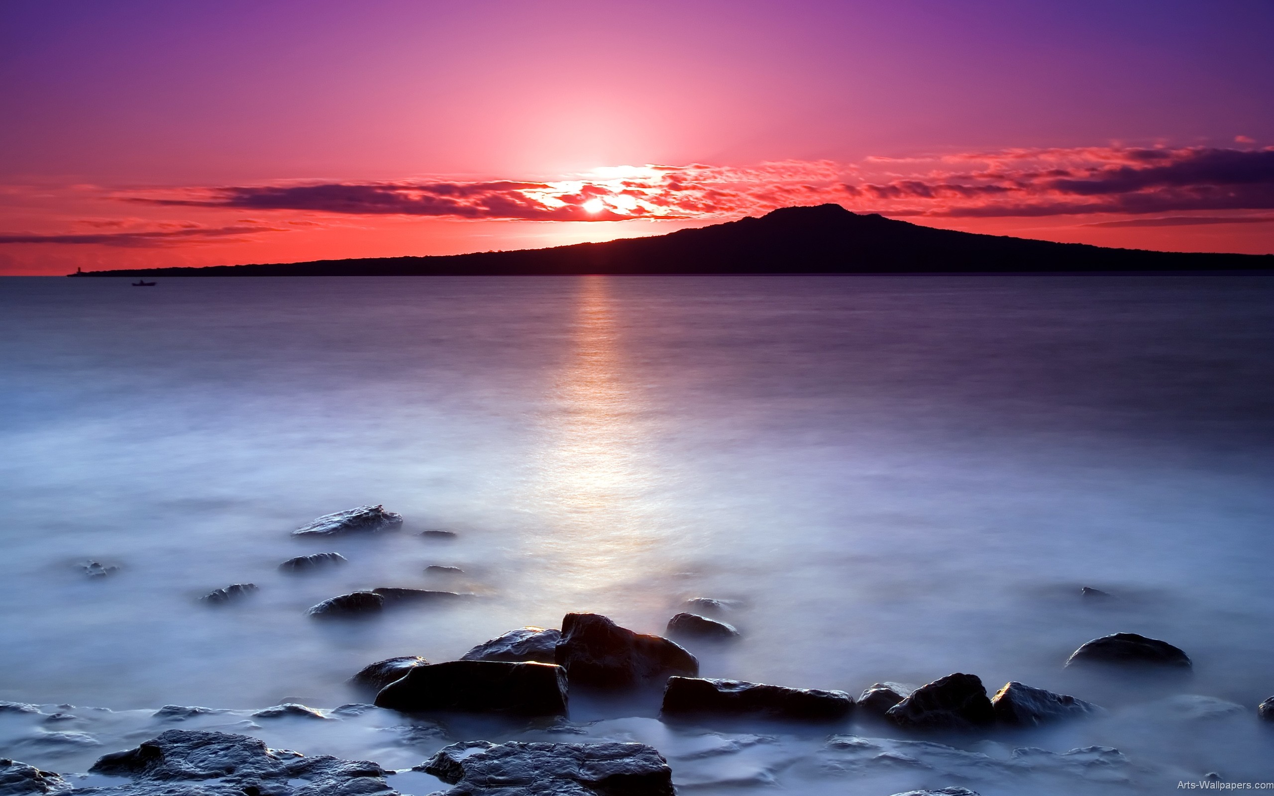 Tramonto, Mare, Scogli, Isola, Lunga esposizione, 2K, sfondo desktop