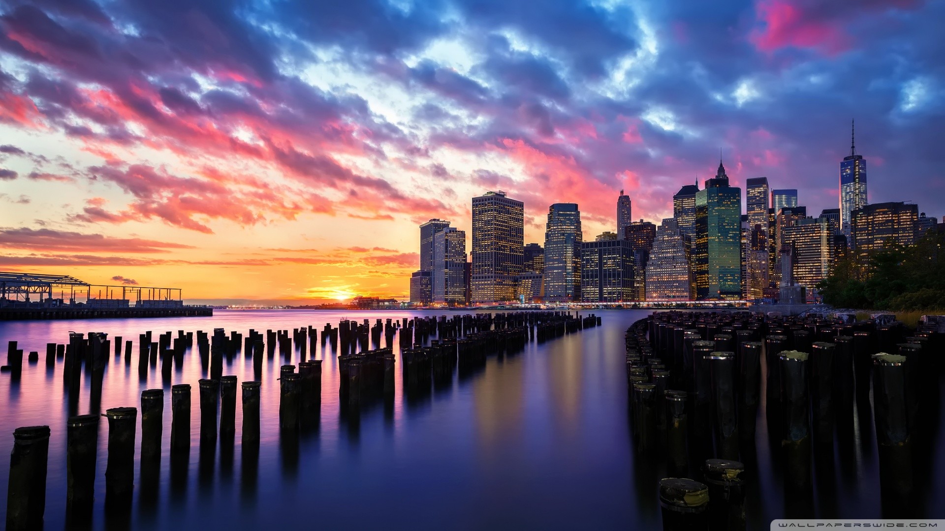 Lower Manhattan, New York, Brooklyn Bridge Park, Pali nel fiume, Tramonto, sfondo desktop 1920x1080