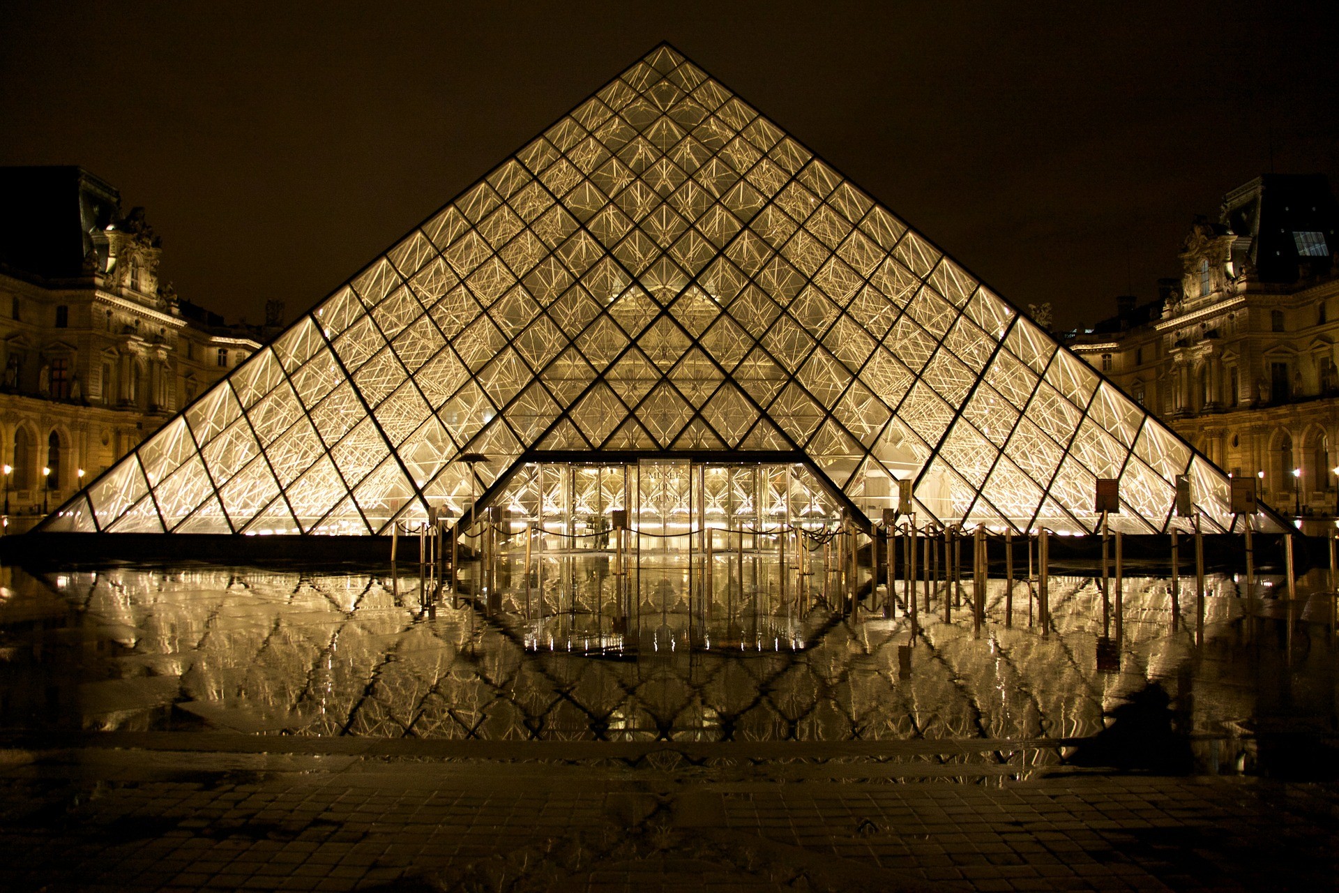Piramide del Louvre, Museo del Louvre, Parigi, Notte, Illuminazione, sfondo Full HD per computer