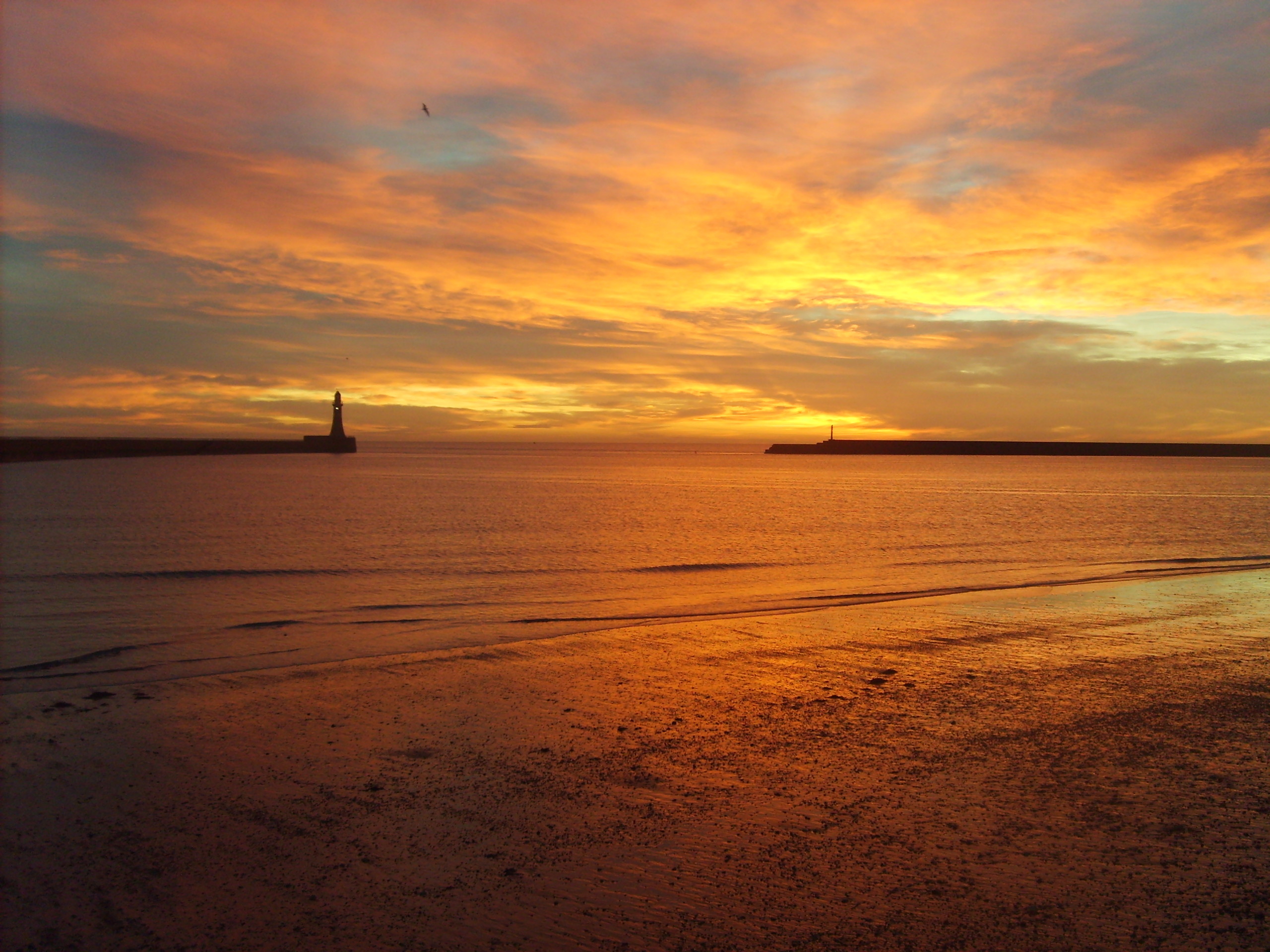 Tramonto, Mare, Faro, Cielo arancione, sfondo per iPad e tablet